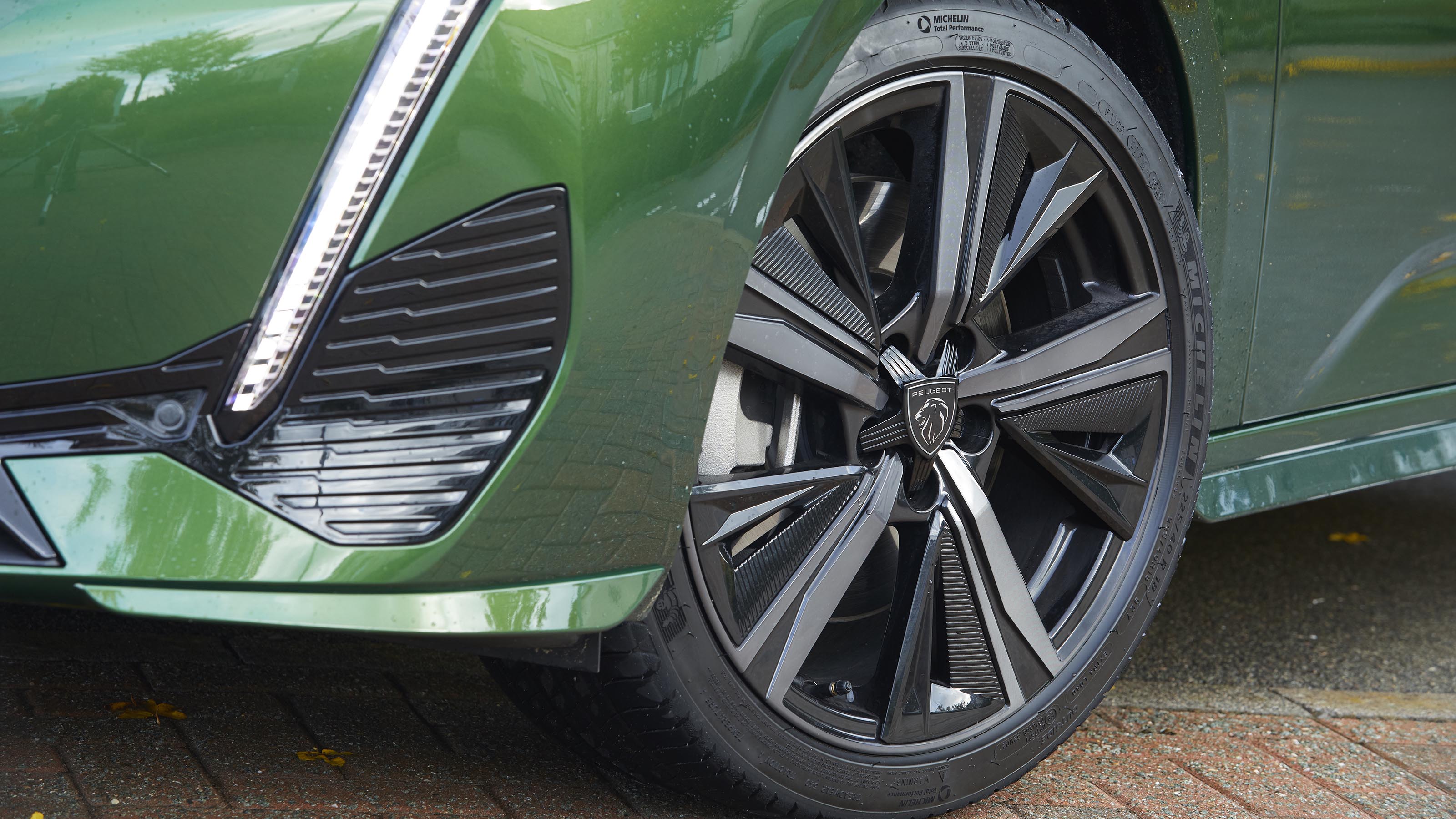 Peugeot 308 Hybrid