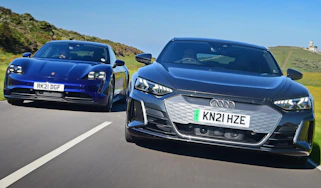 Porsche Taycan vs Audi e-tron GT