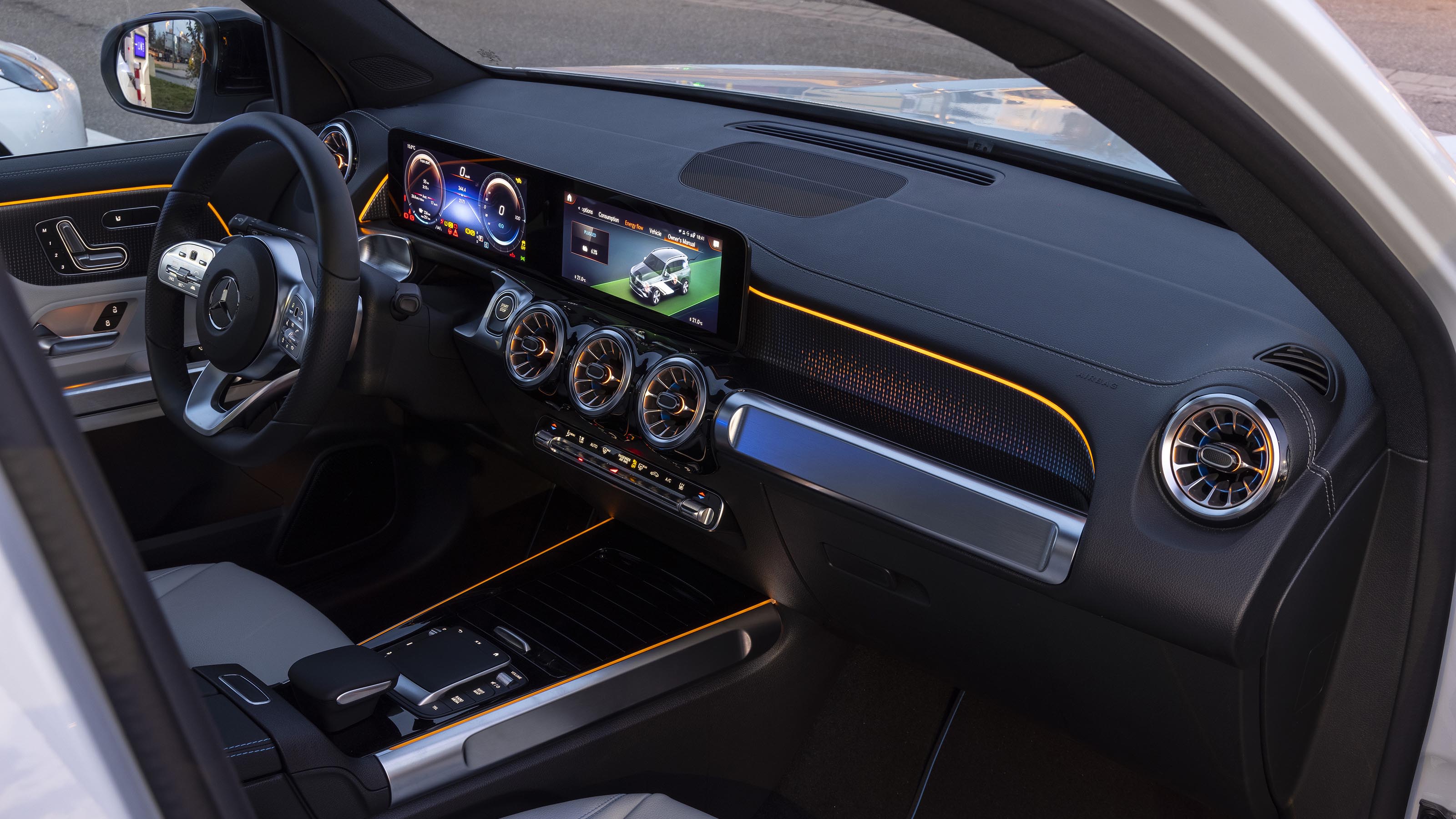 Mercedes EQB