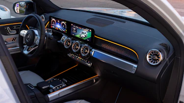 Mercedes EQB