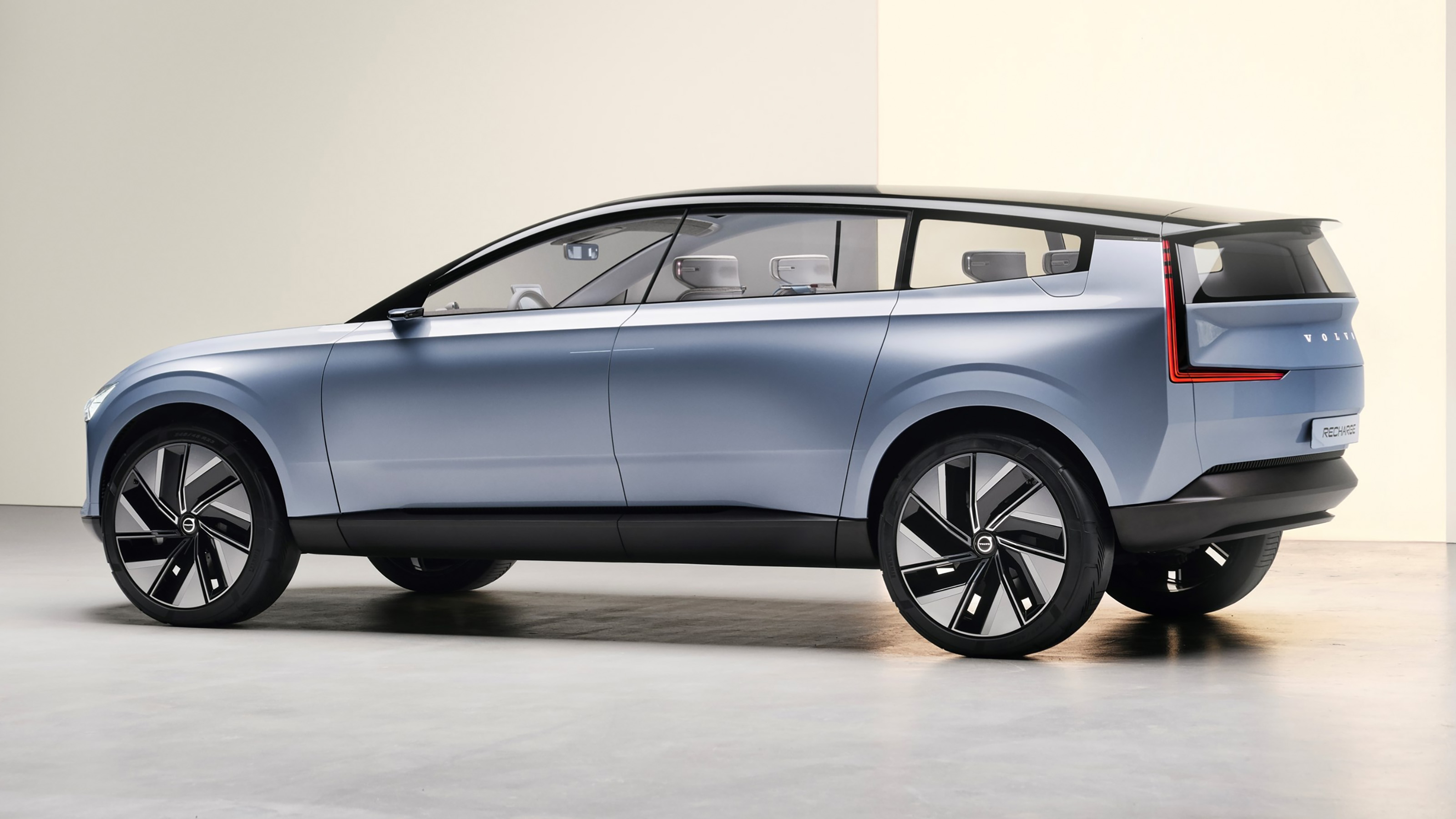 Volvo Concept Recharge