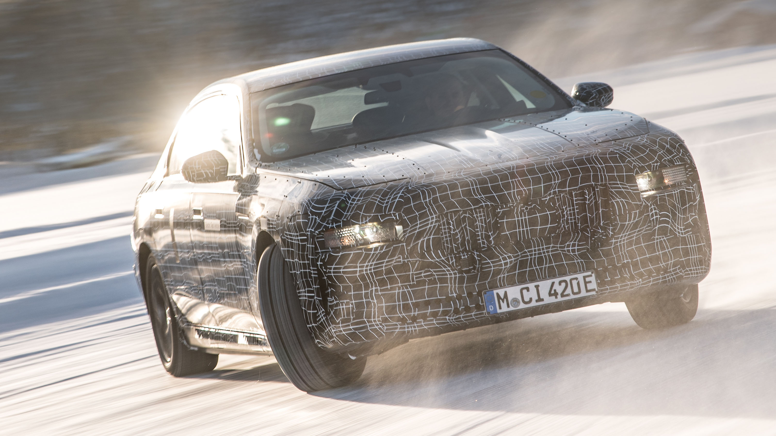 BMW i7