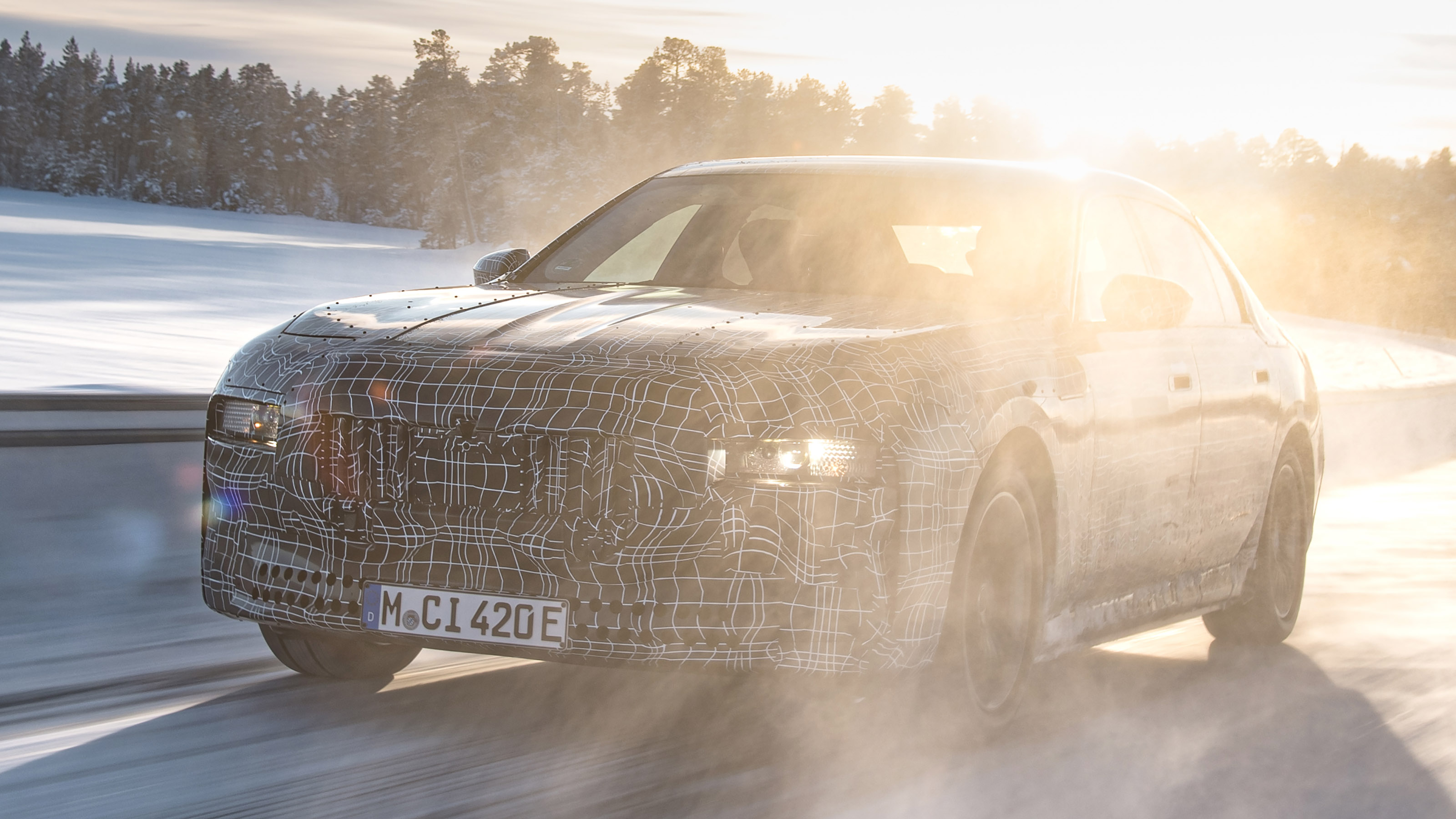 BMW i7