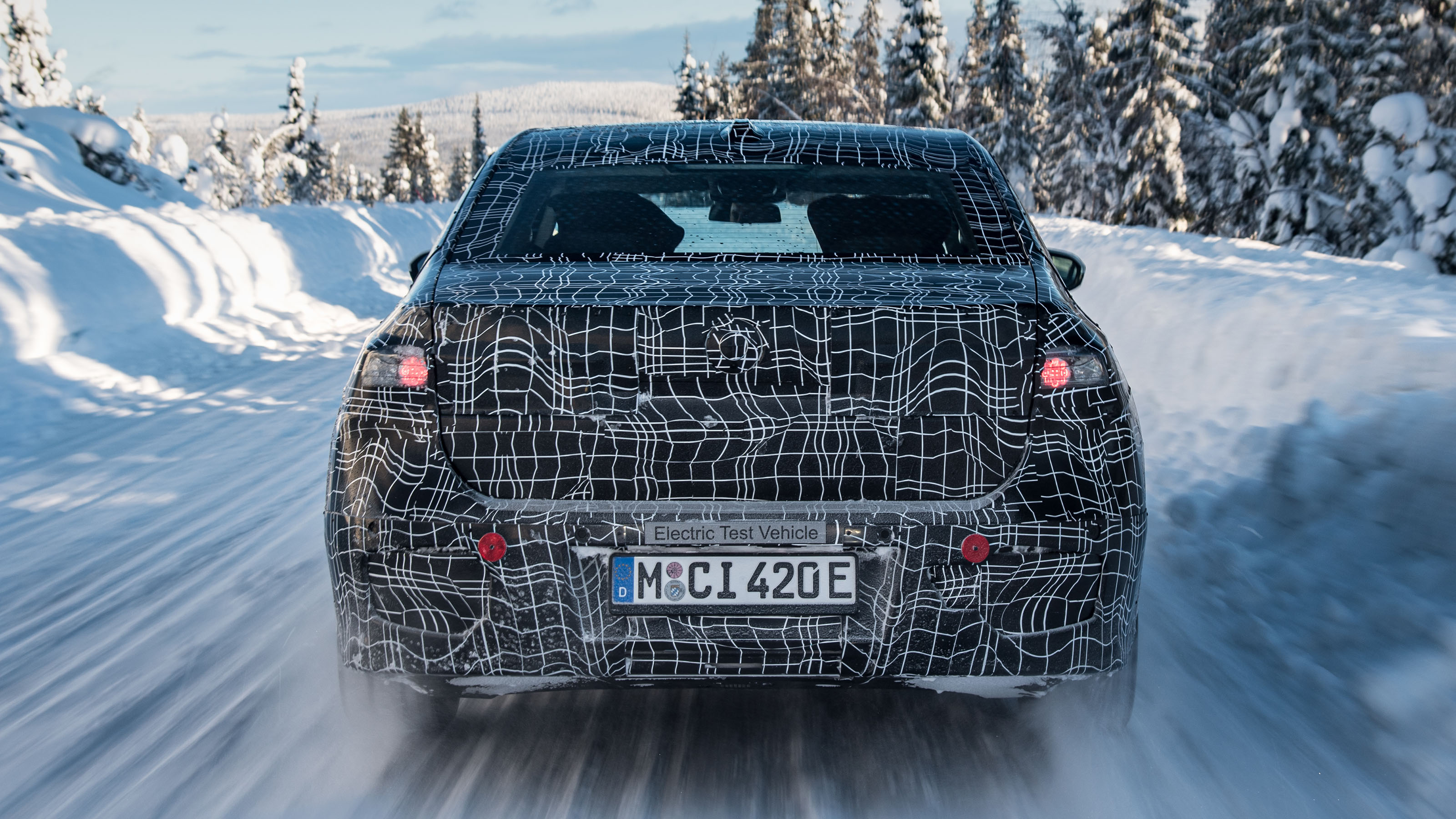 BMW i7