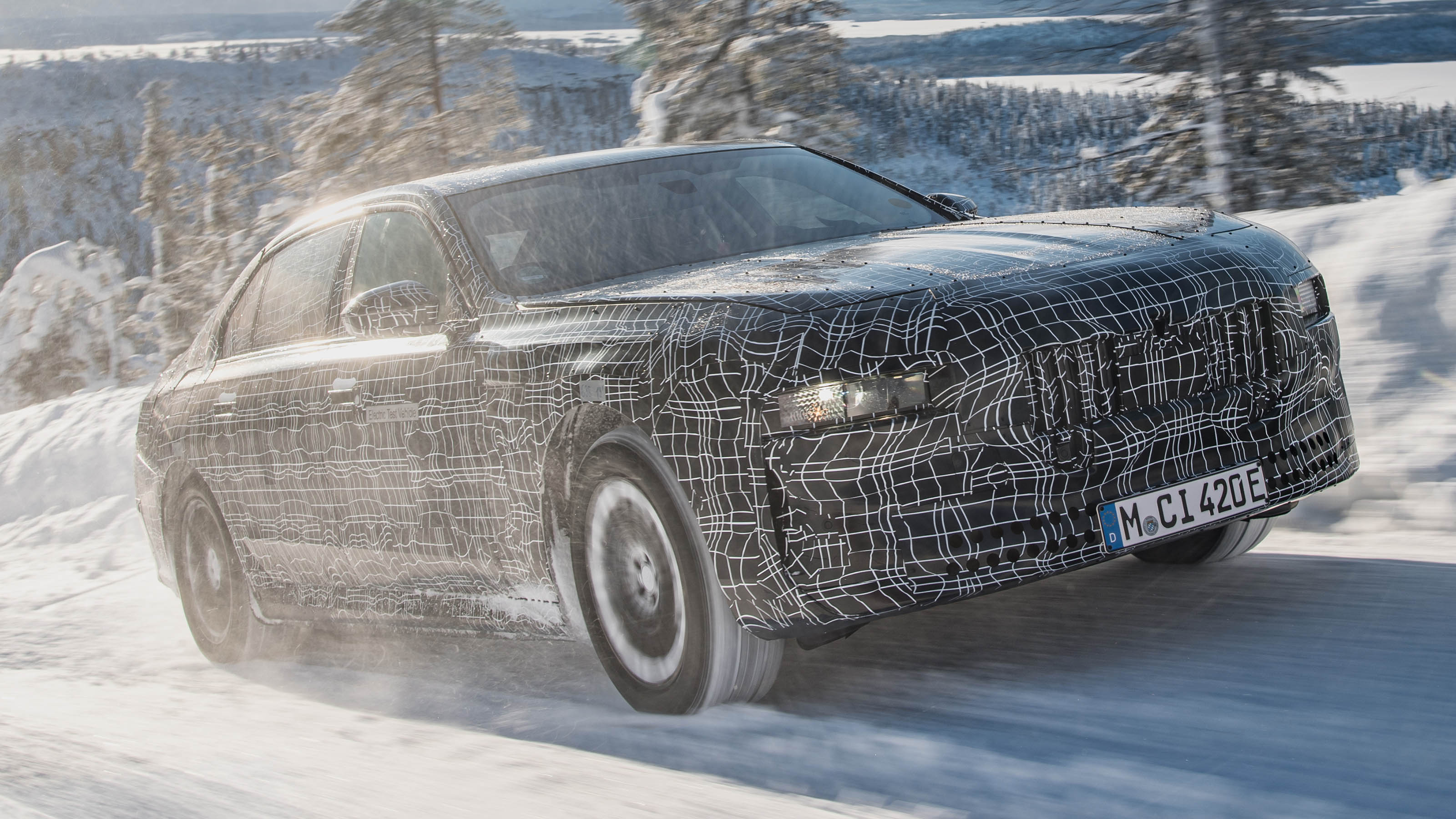 BMW i7