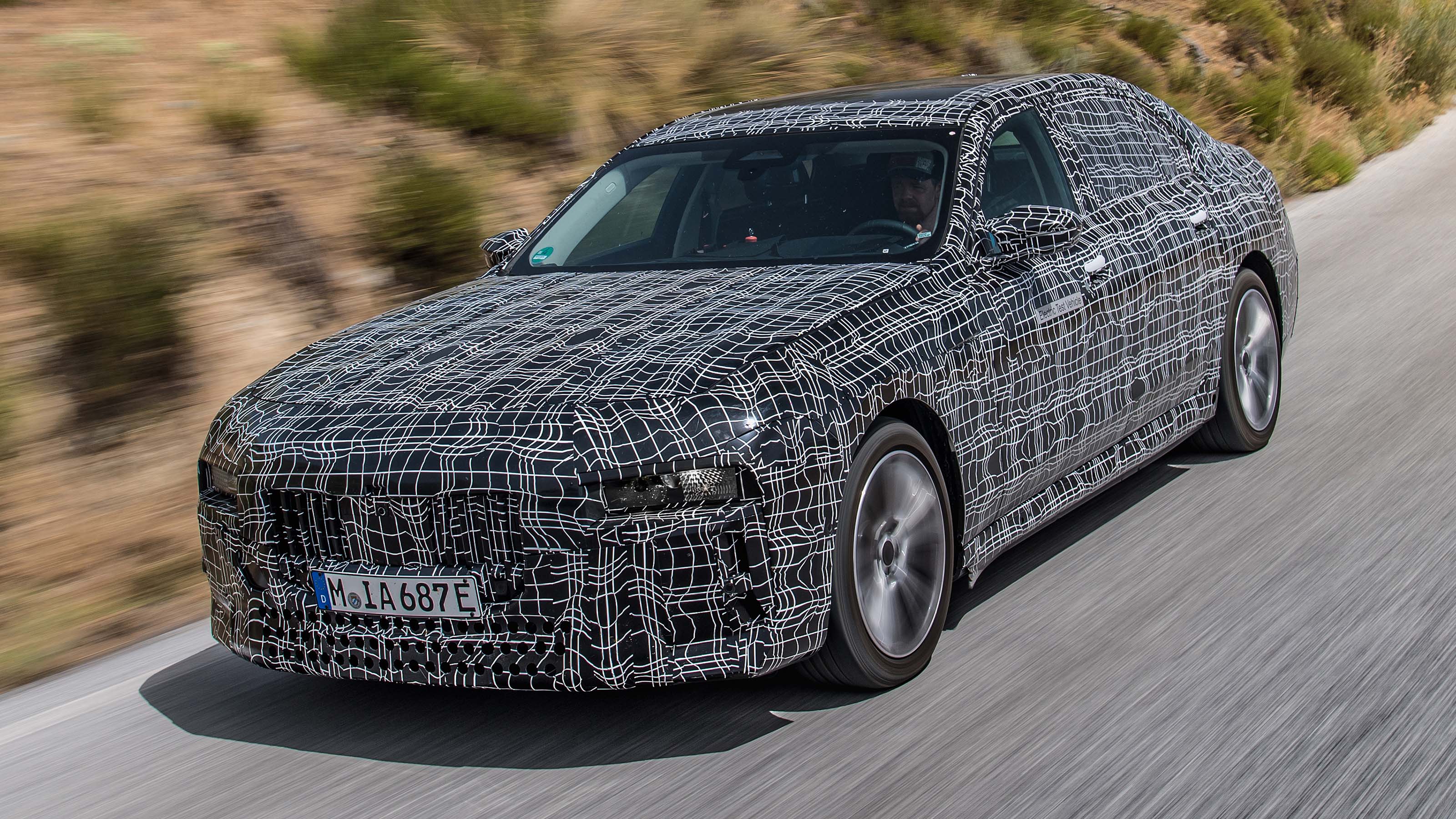 BMW i7