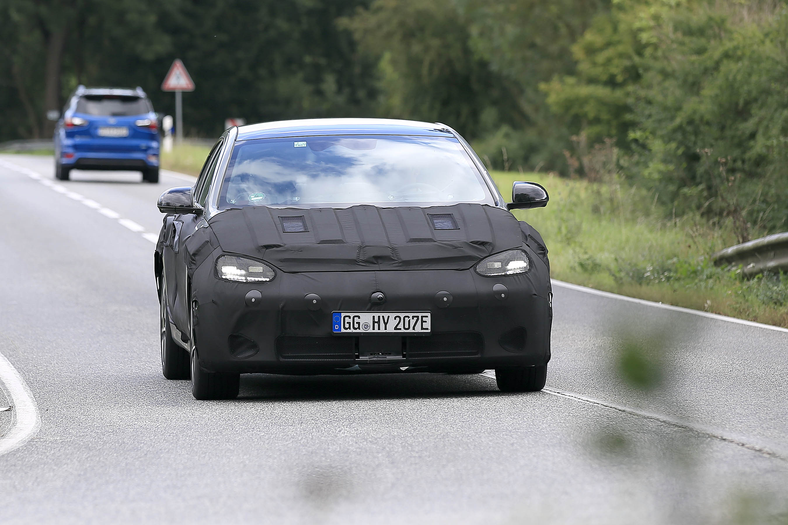 Hyundai Ioniq 6 spy shot