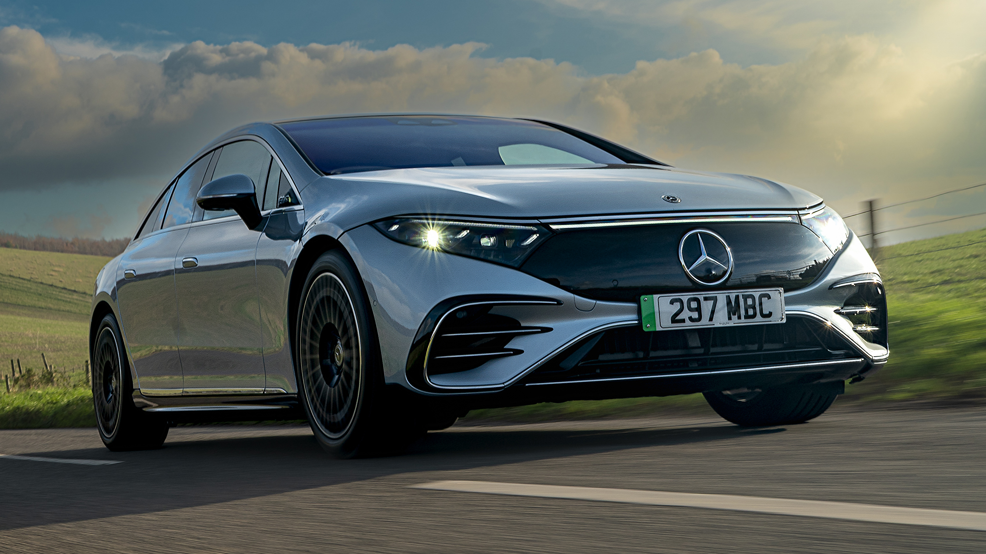 Mercedes EQS 450+