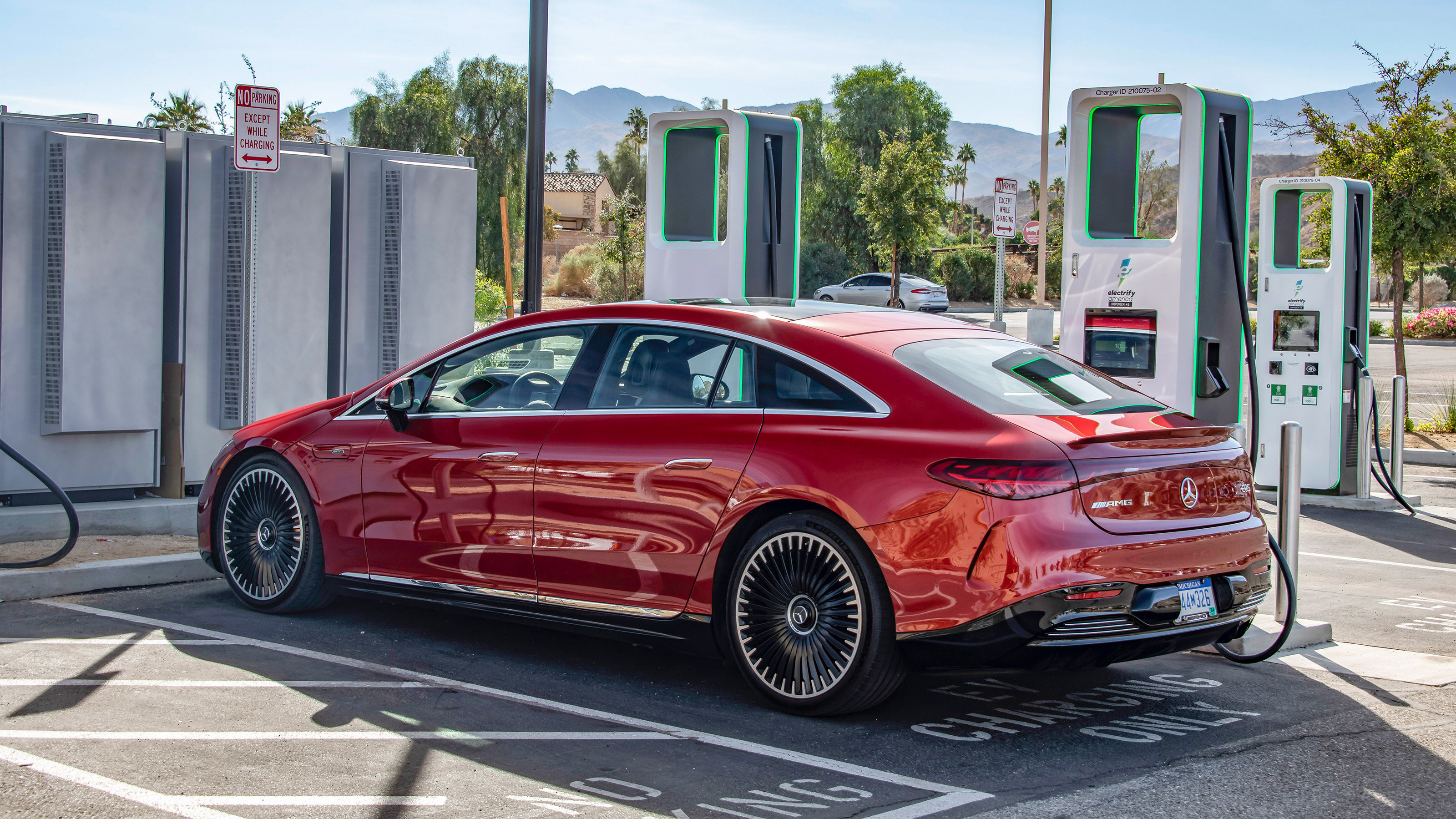 Mercedes-AMG EQS 53 4MATIC+