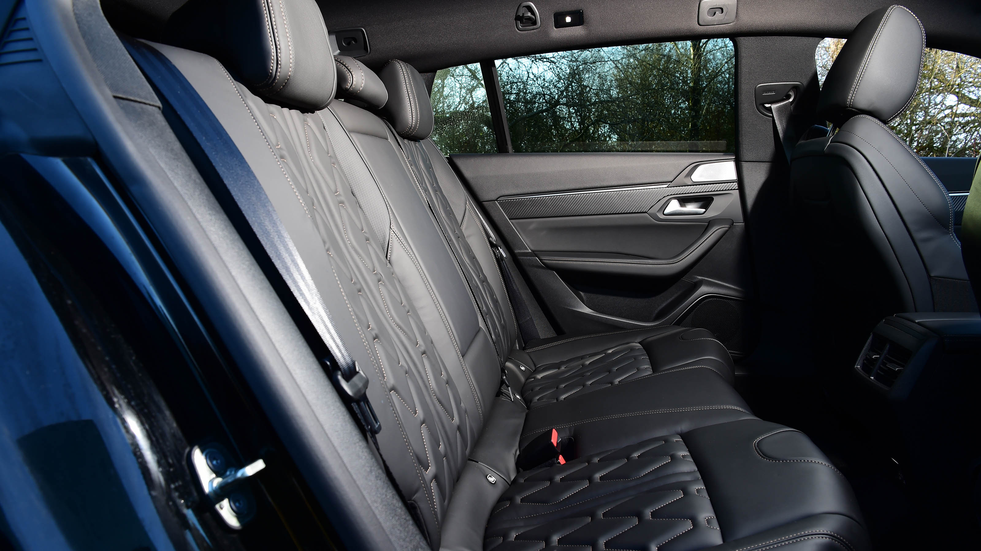 Peugeot 508 SW Hybrid