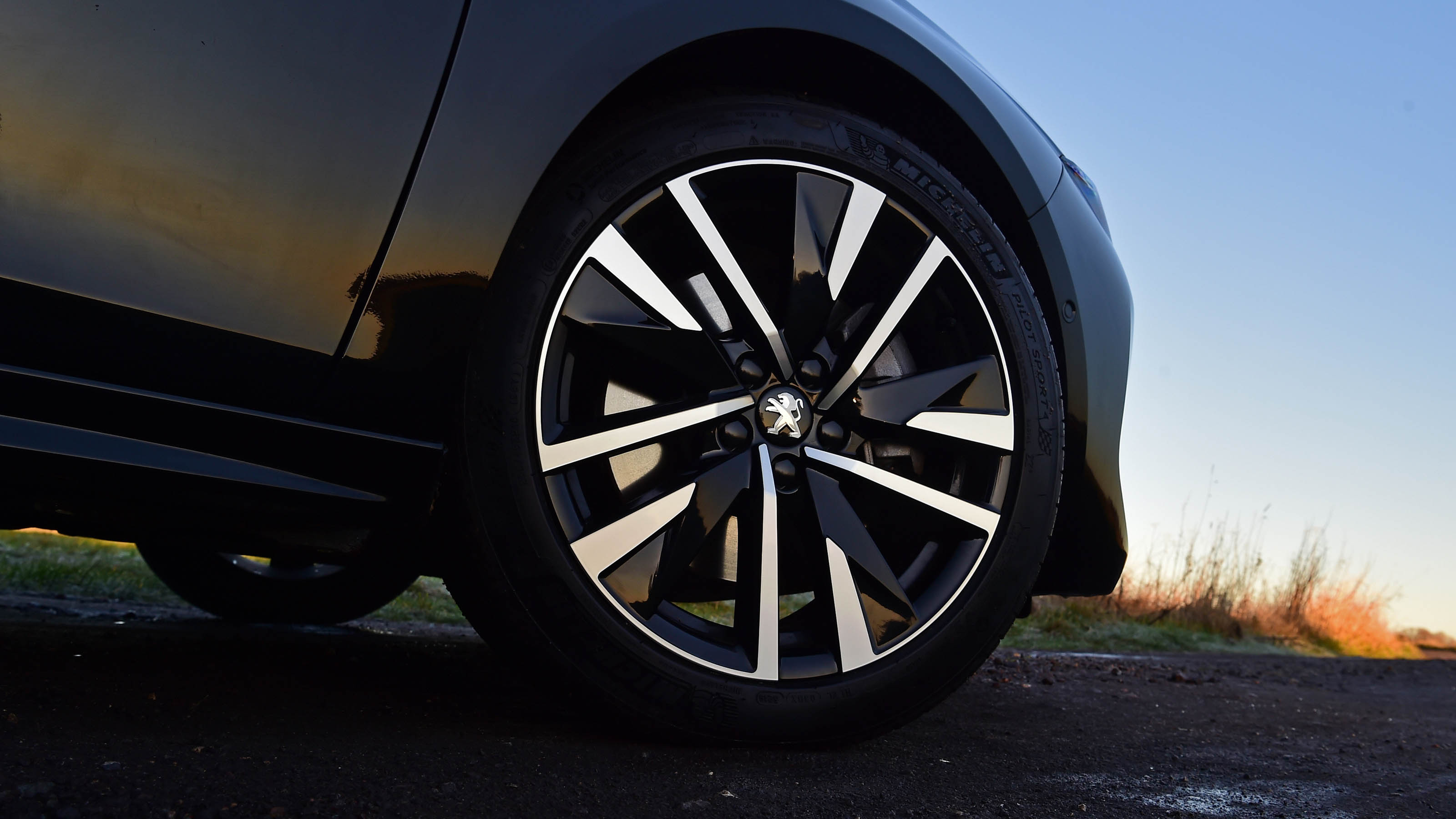Peugeot 508 SW Hybrid