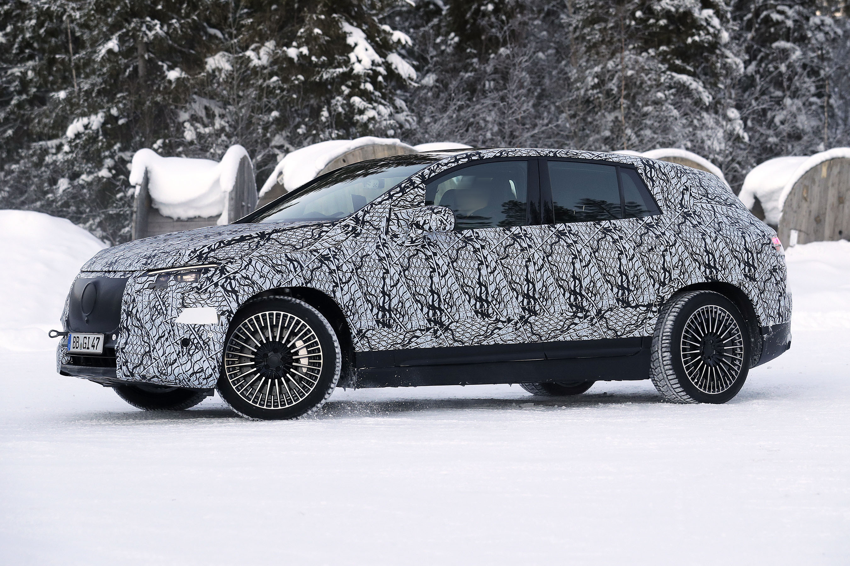 Mercedes-AMG EQE SUV
