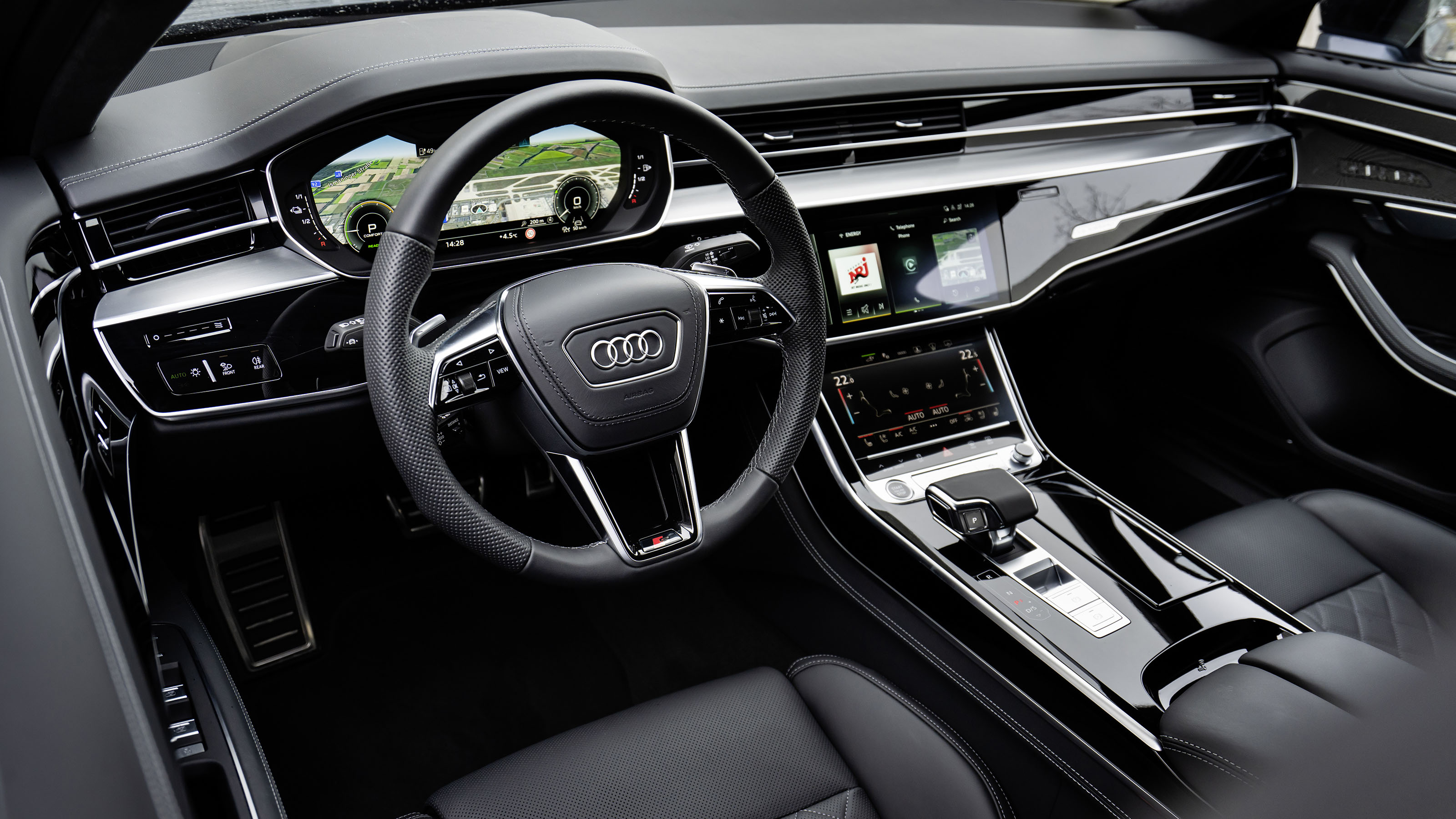 Audi A8 TFSI e
