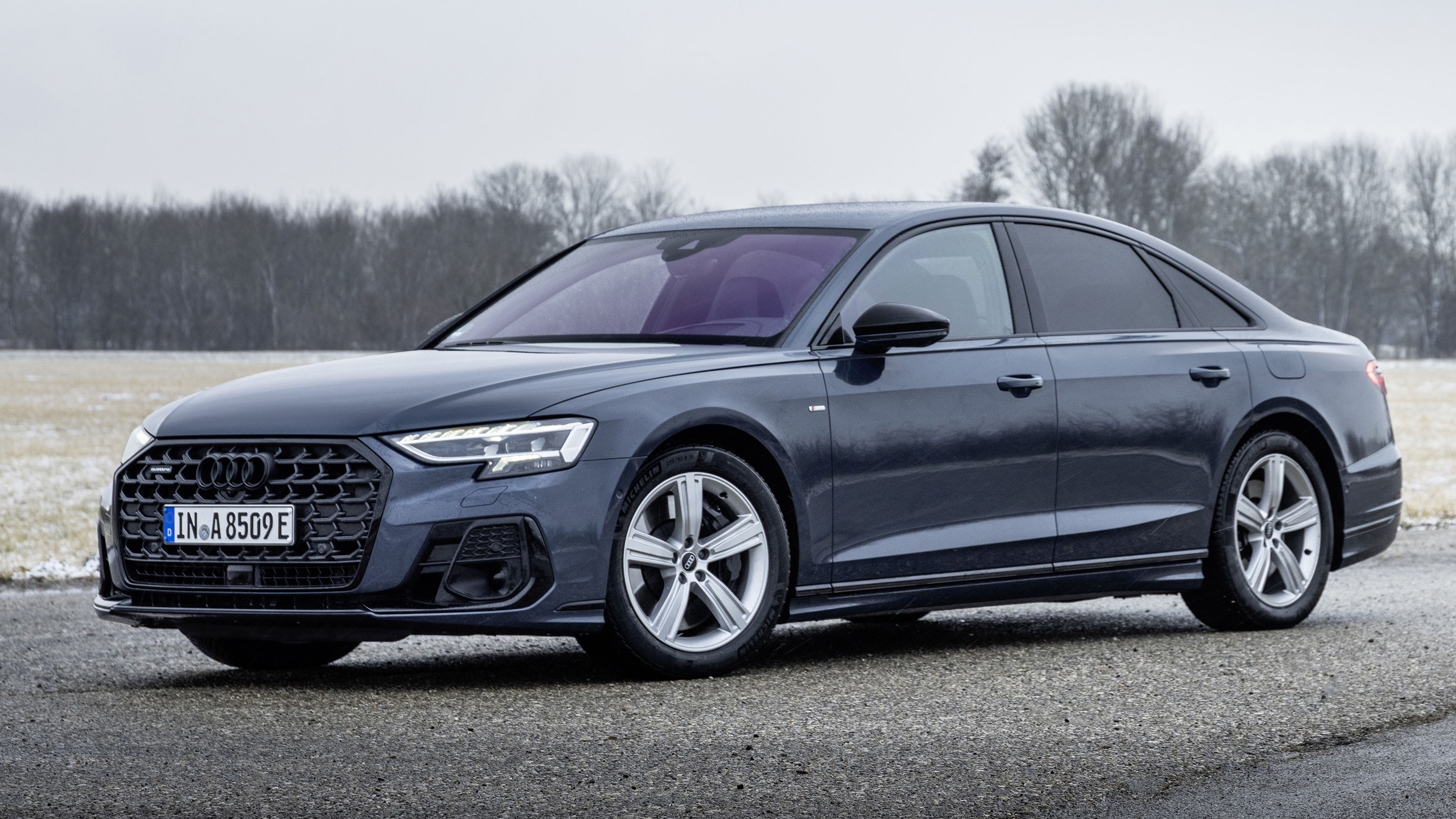 Audi A8 TFSI e
