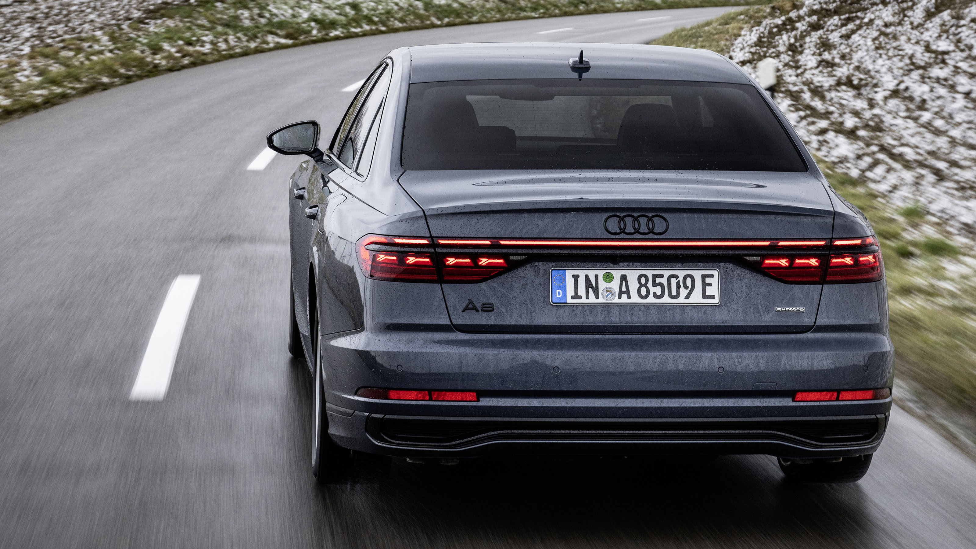 Audi A8 TFSI e