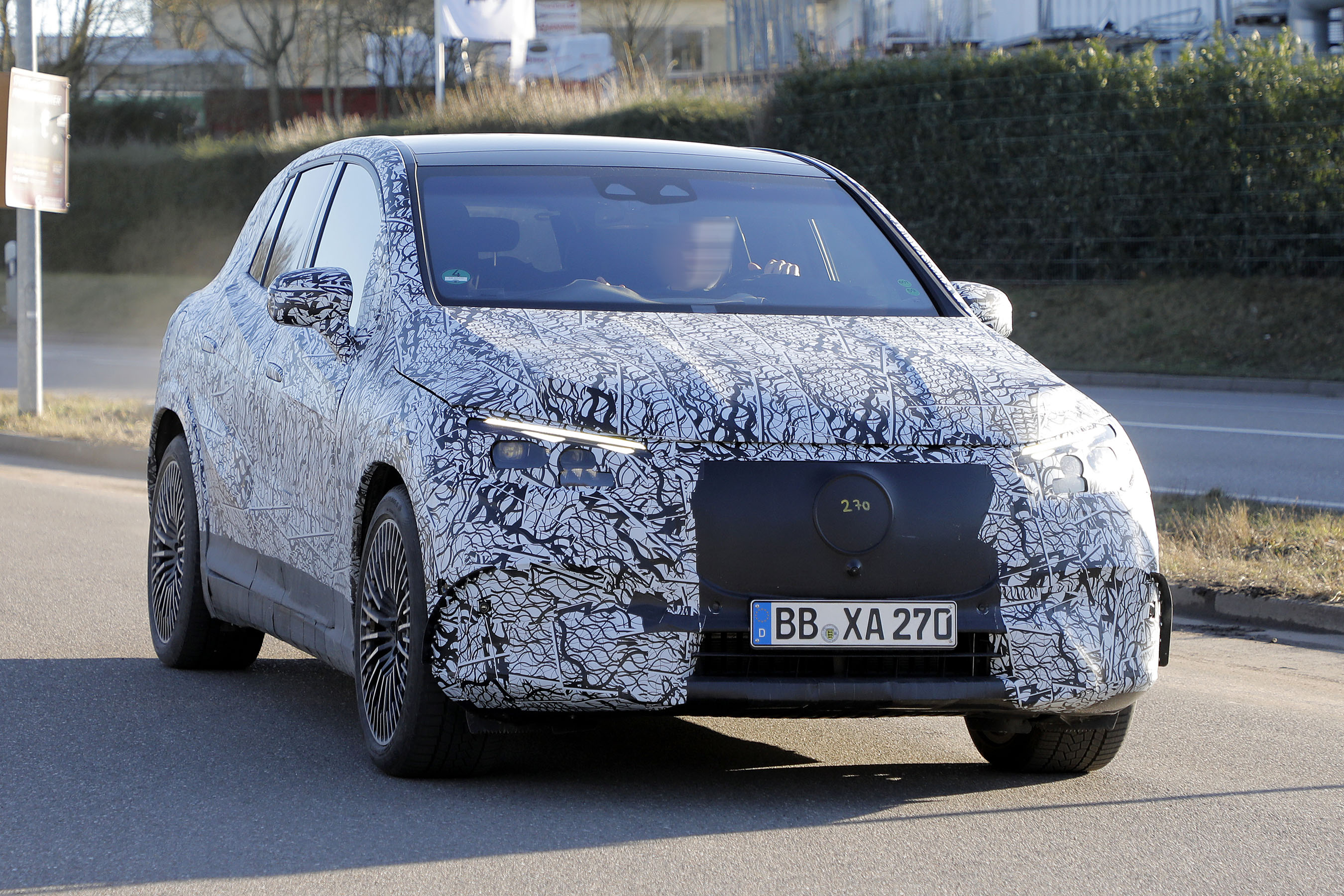 Mercedes-AMG EQE SUV