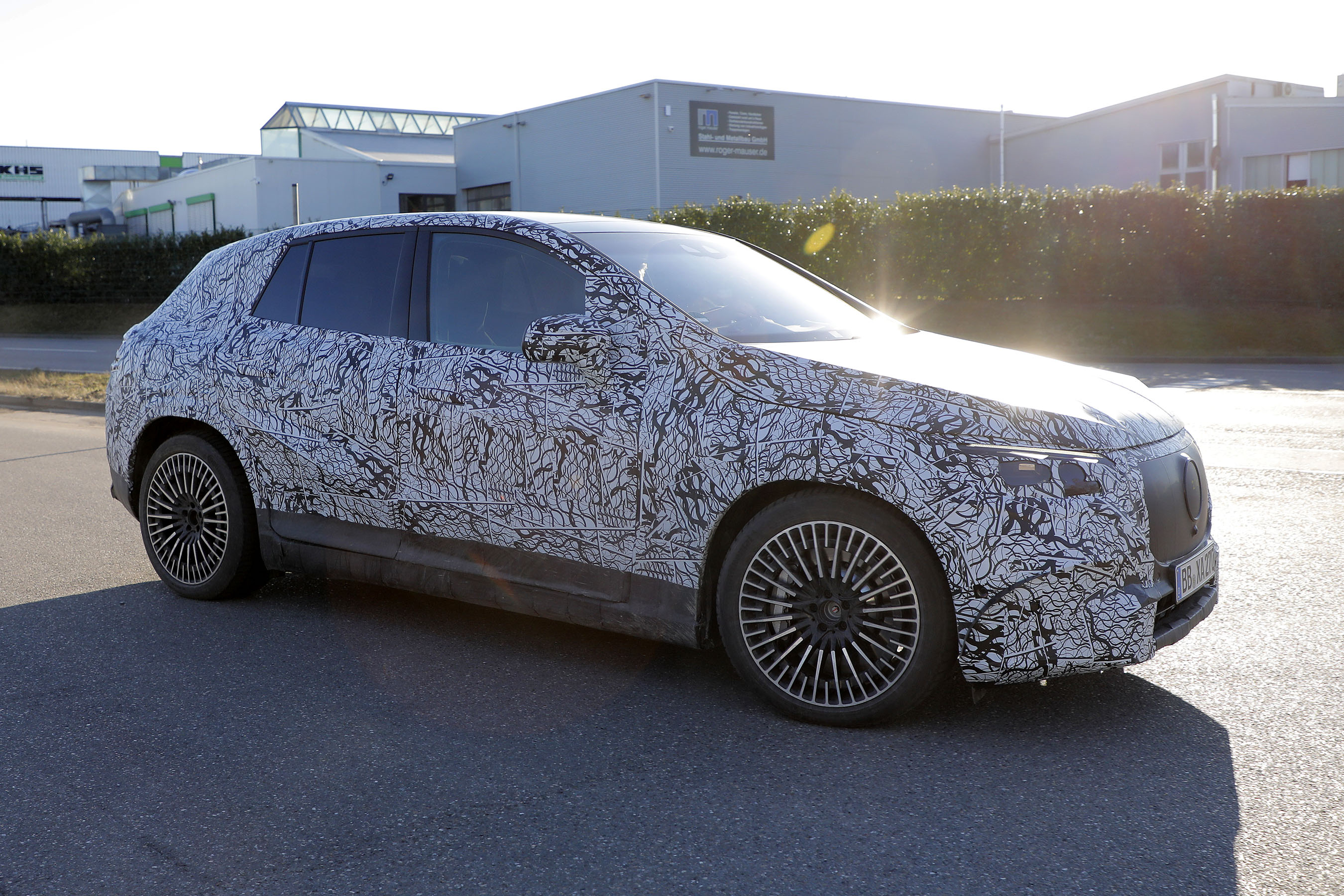 Mercedes-AMG EQE SUV