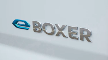 Peugeot e-Boxer