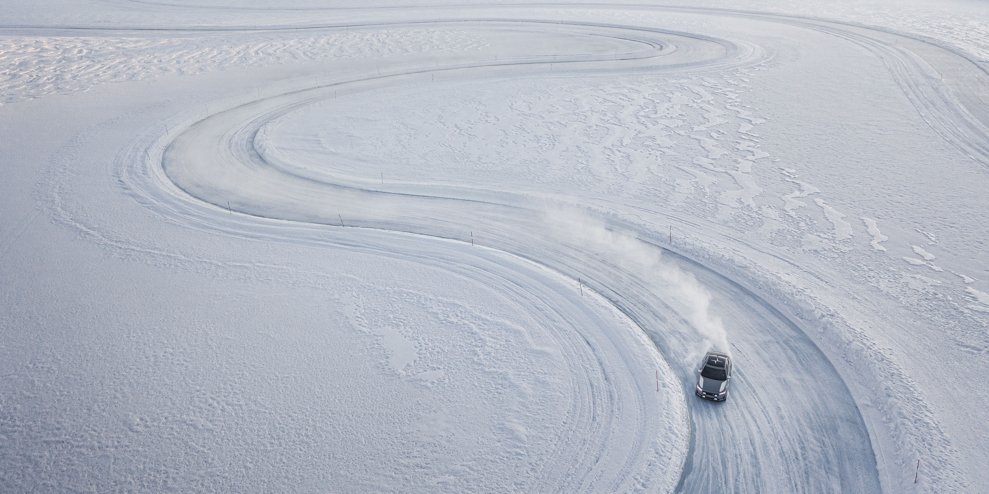 Polestar 2 Arctic Circle