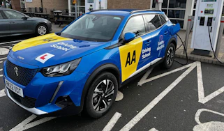 AA Peugeot e-2008