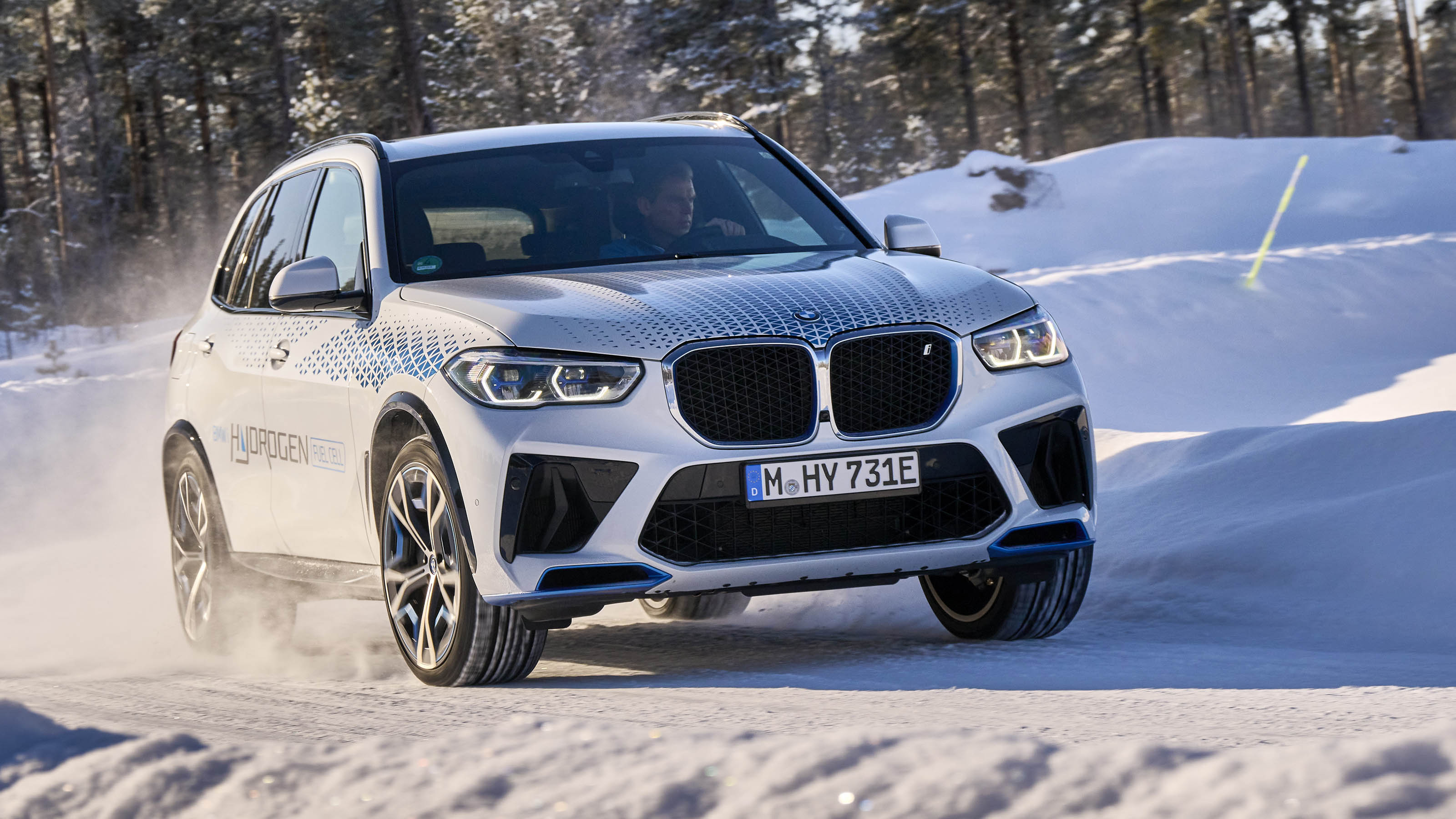 BMW iX5 Hydrogen cold weather testing