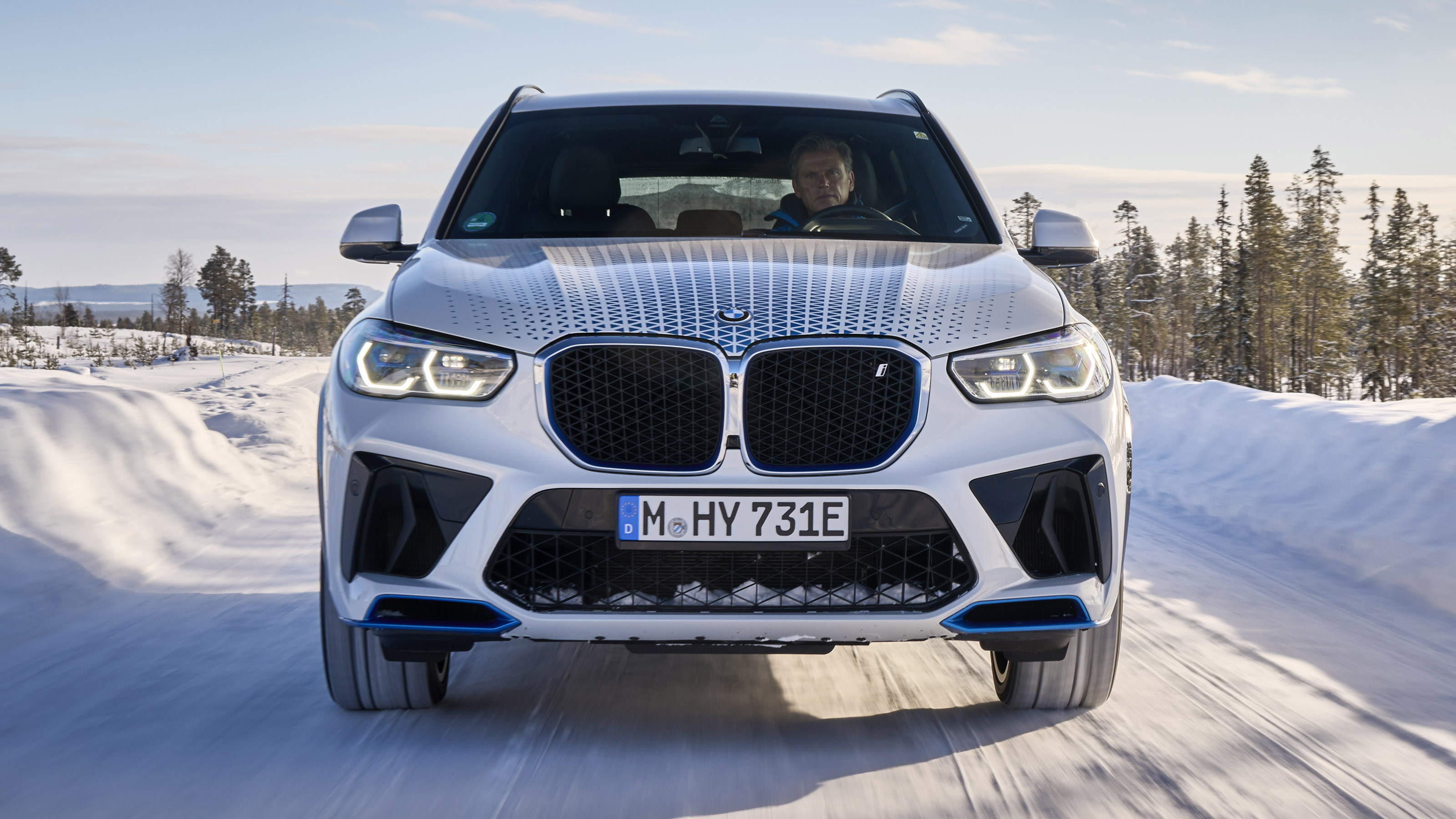 BMW iX5 Hydrogen cold weather testing