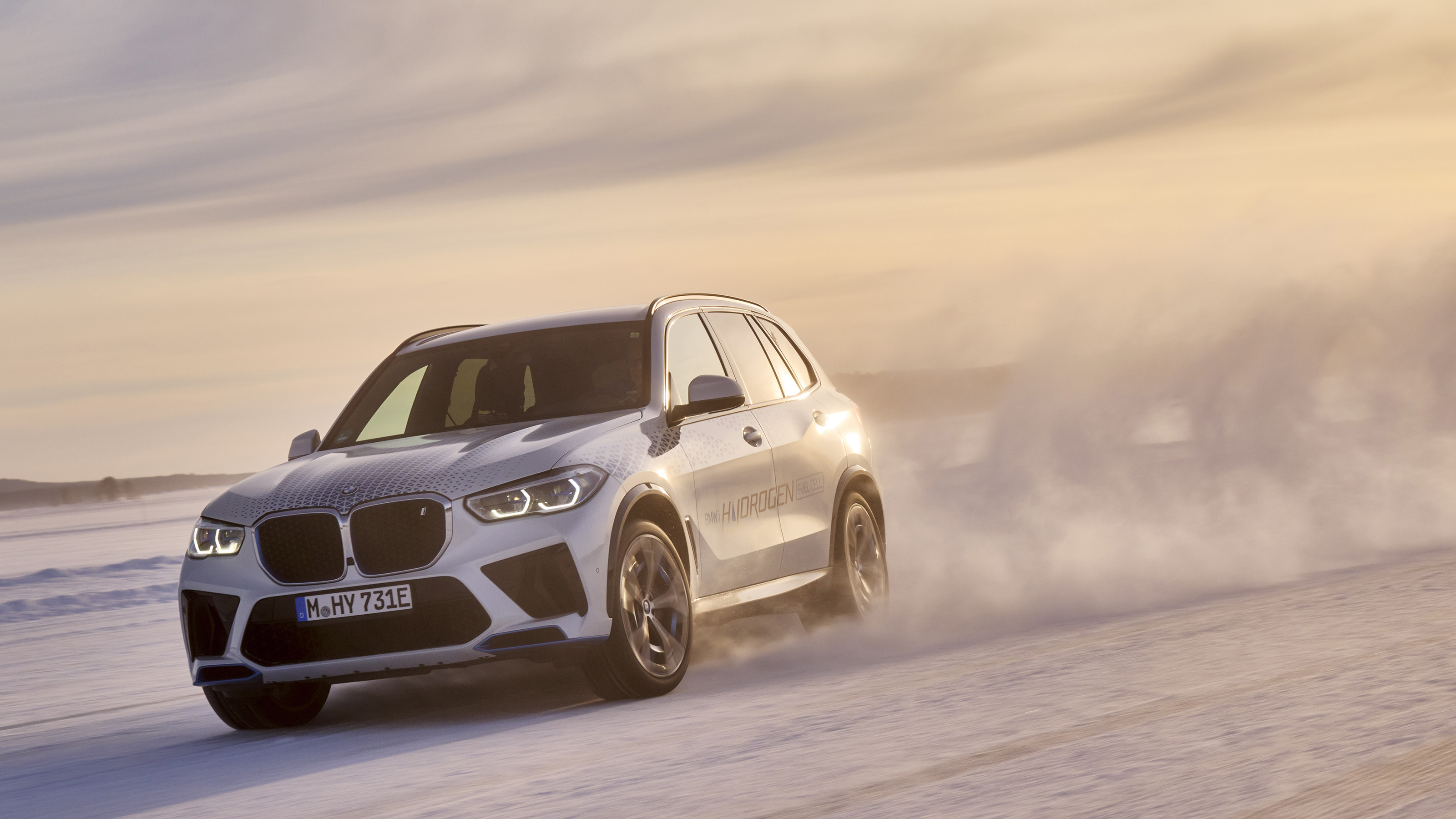 BMW iX5 Hydrogen cold weather testing