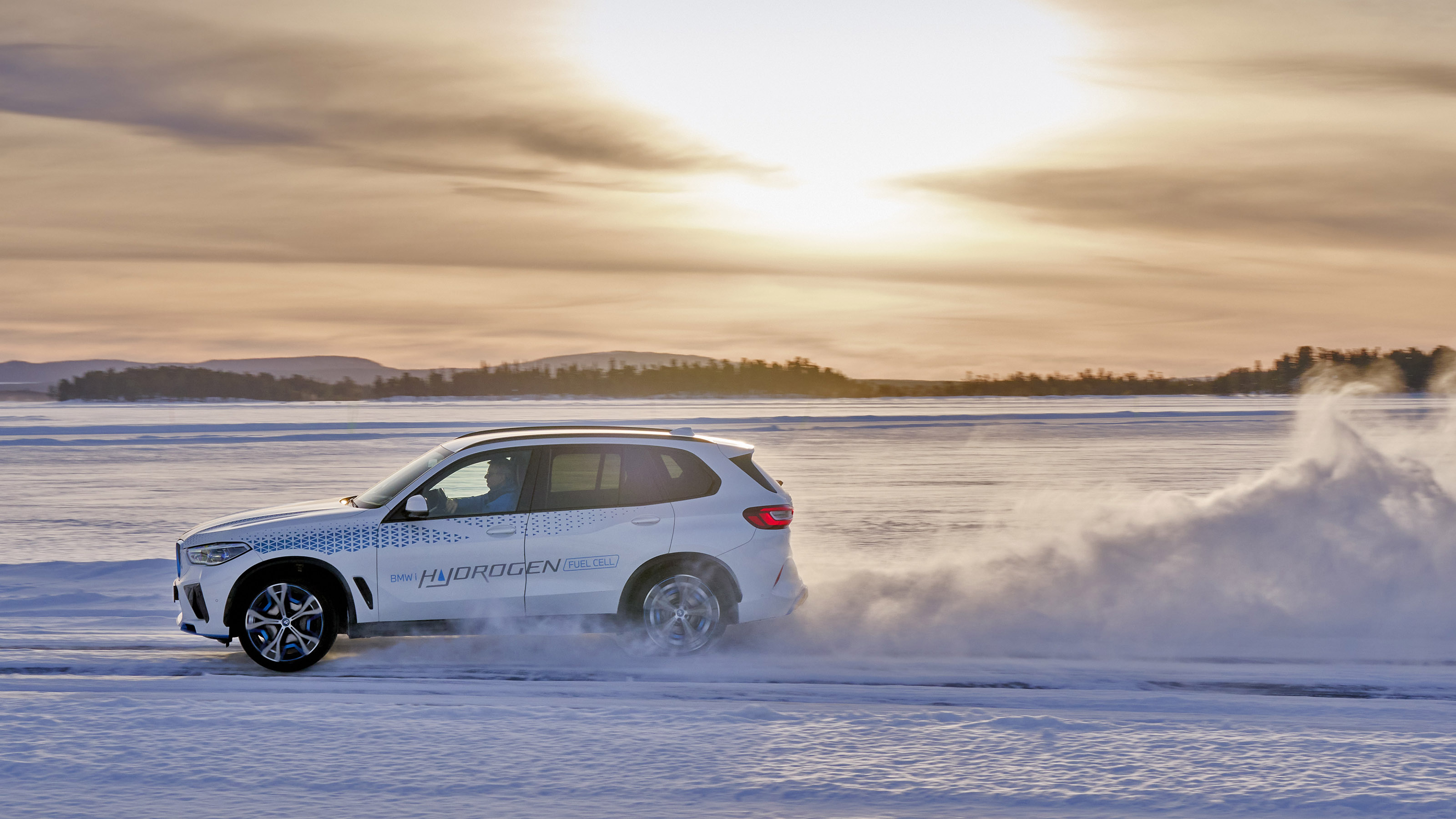 BMW iX5 Hydrogen cold weather testing