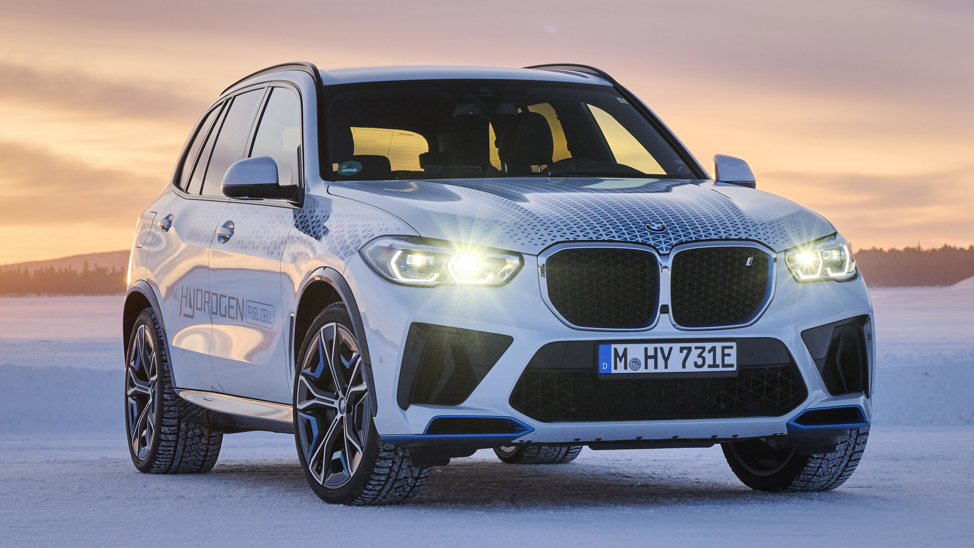 BMW iX5 Hydrogen cold weather testing