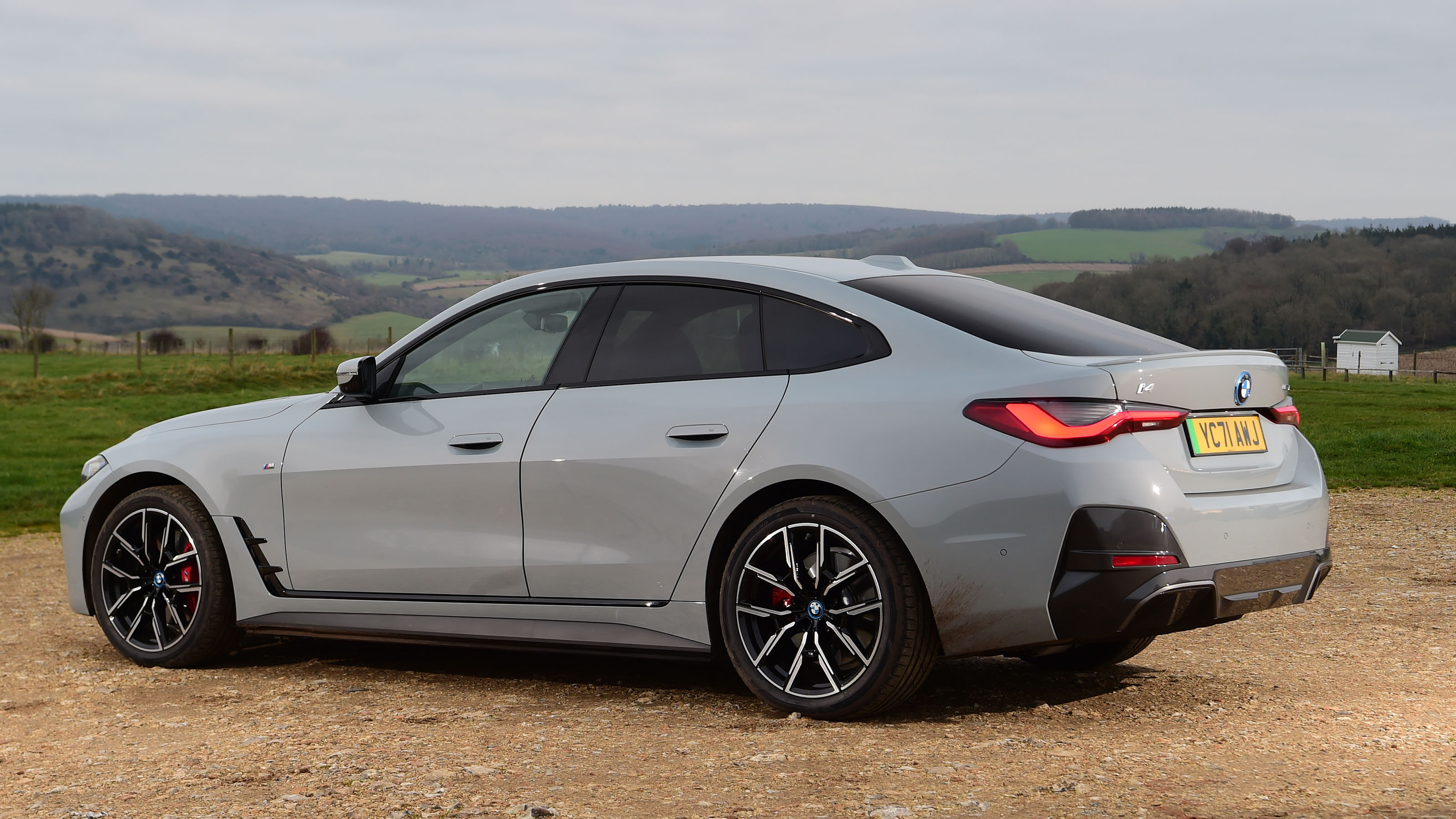 BMW i4