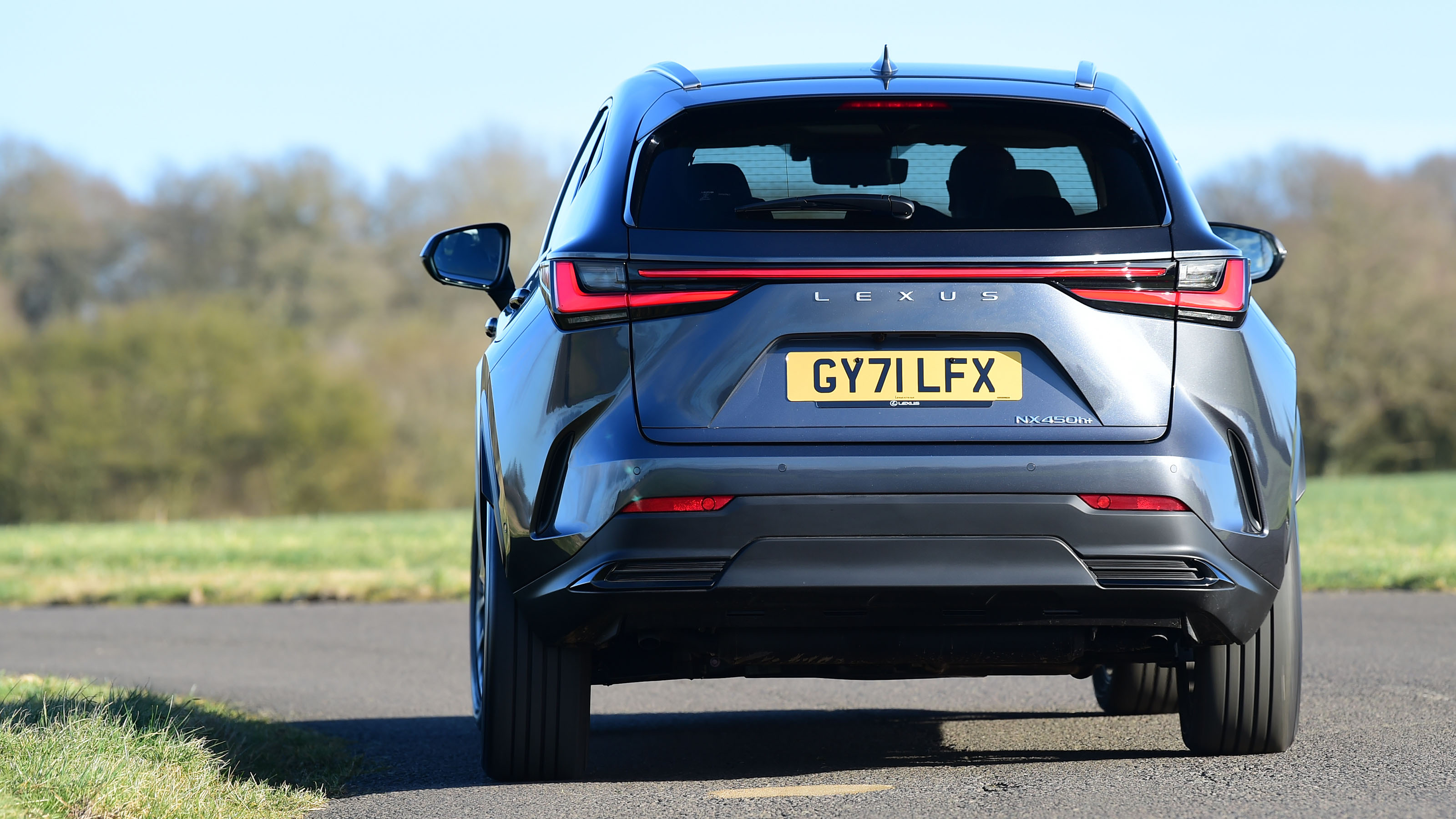 Lexus NX 450h+