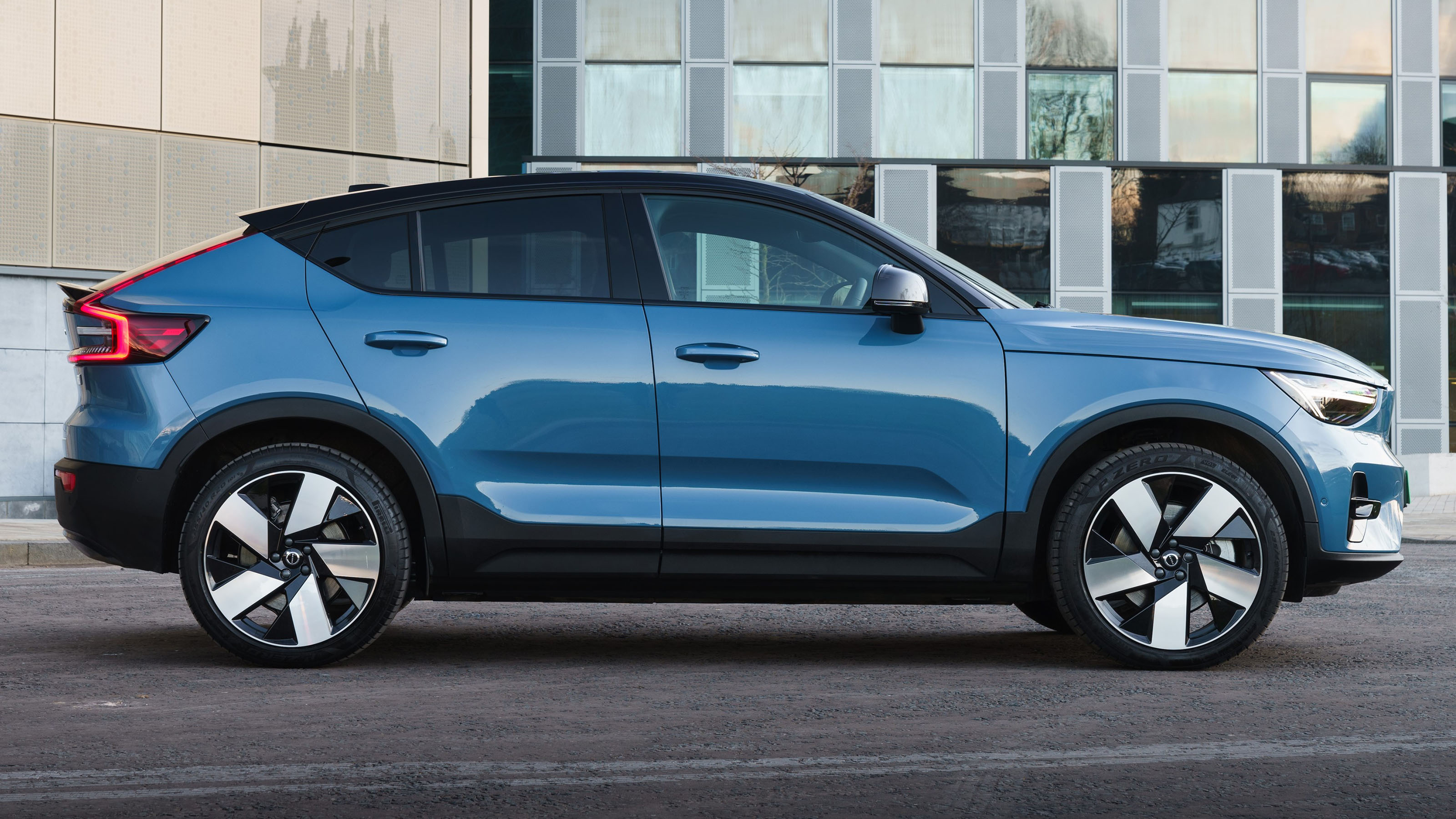 Volvo C40