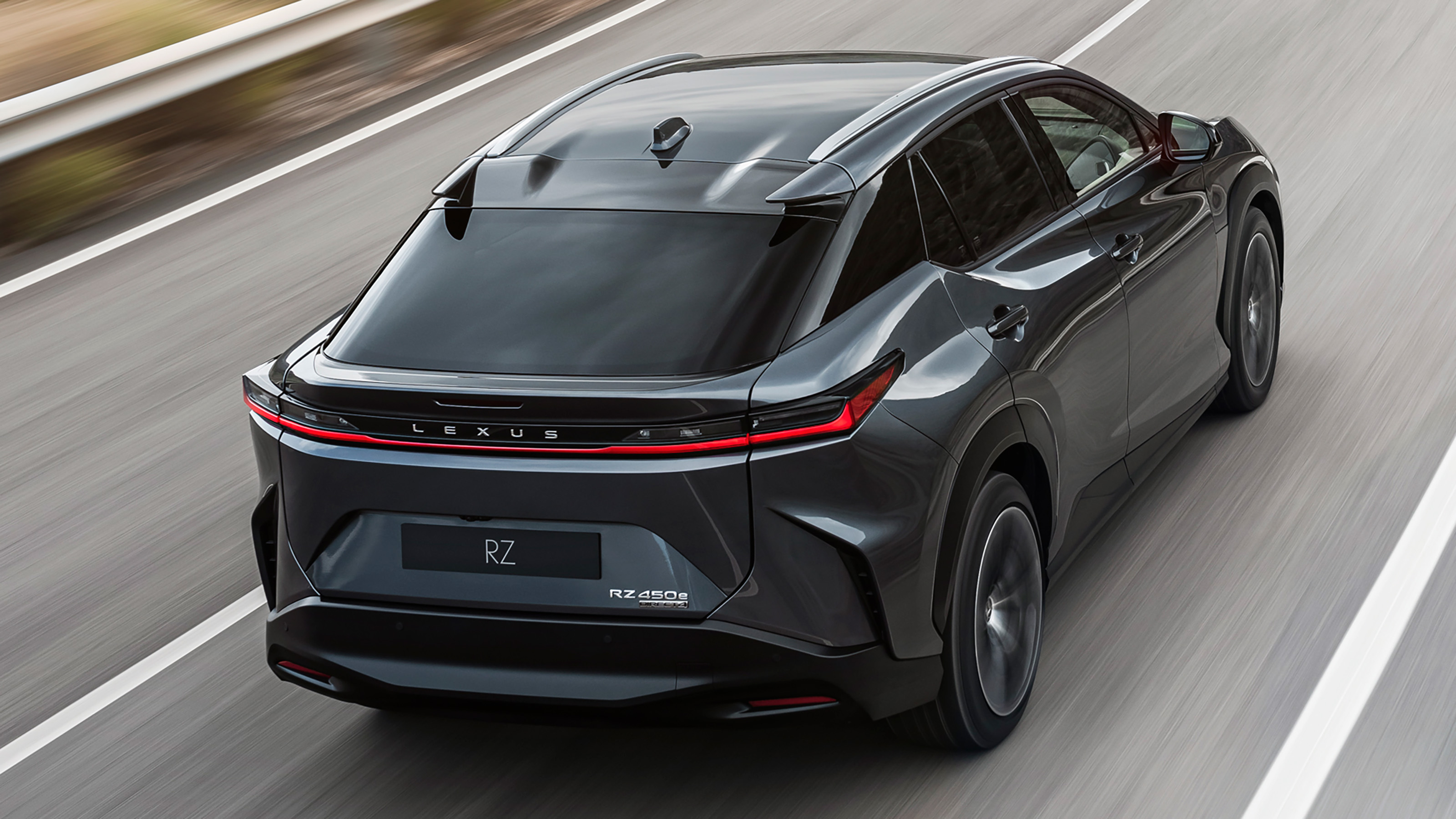 Lexus RZ 450e