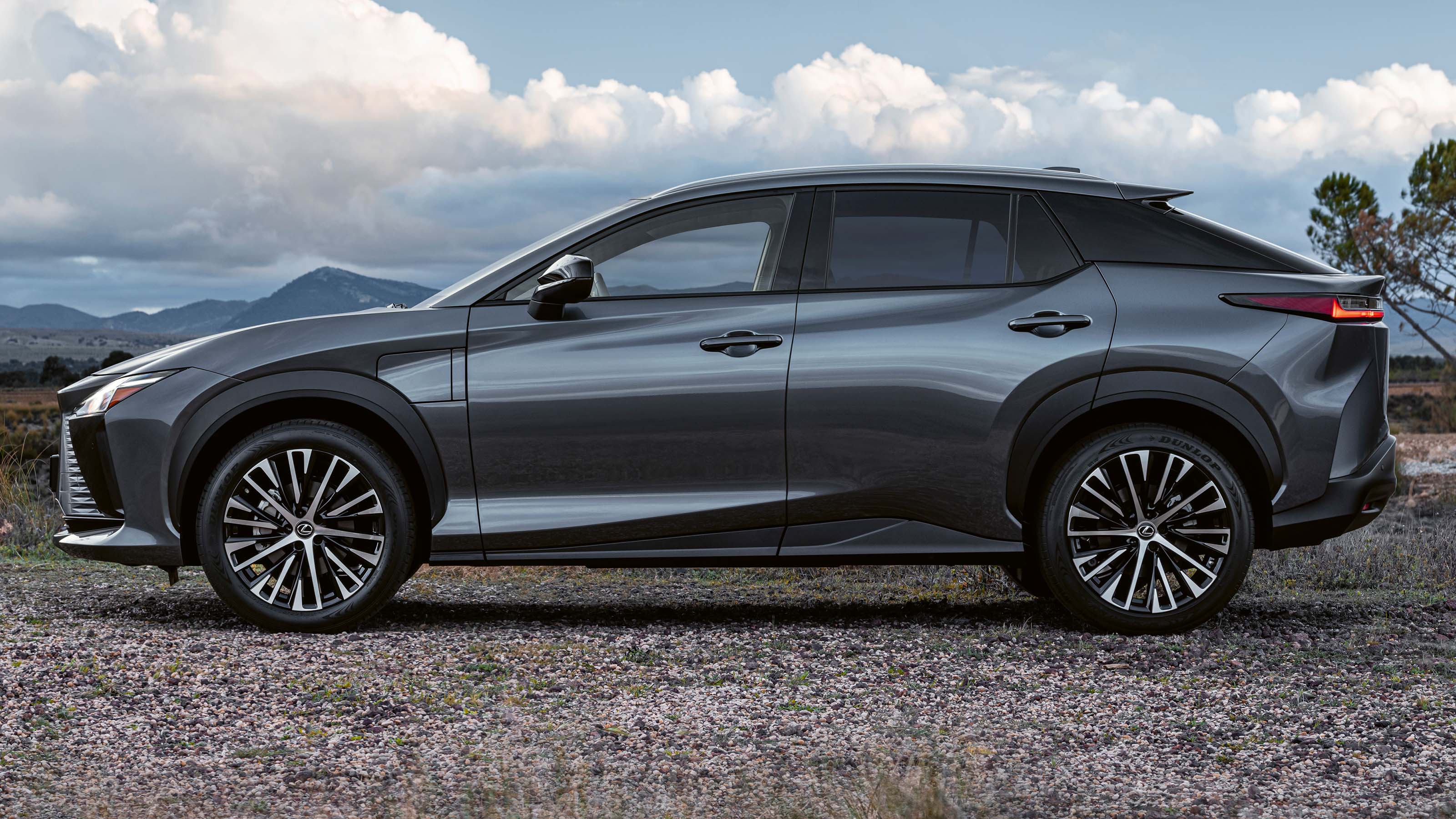 Lexus RZ 450e