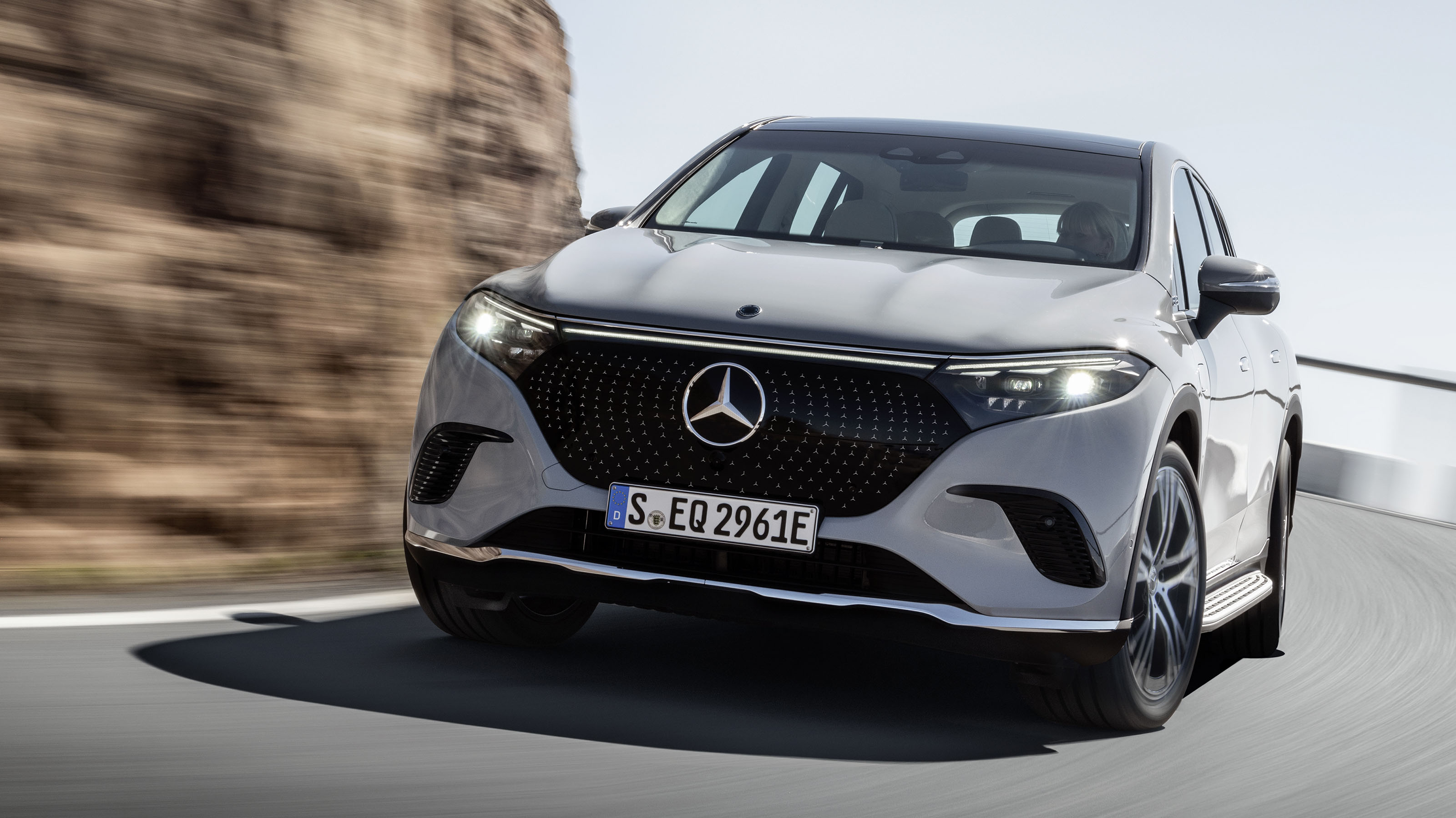 Mercedes EQS SUV
