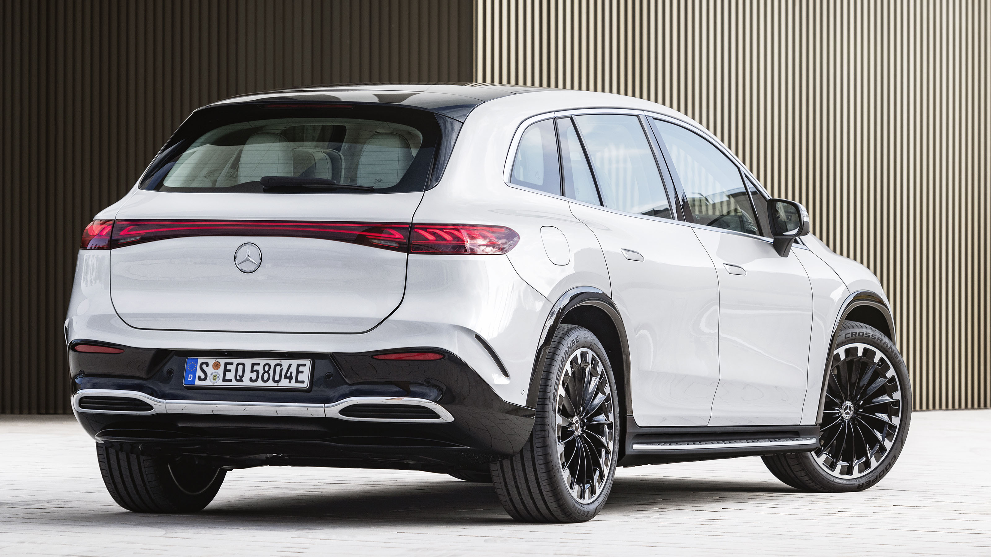 Mercedes EQS SUV