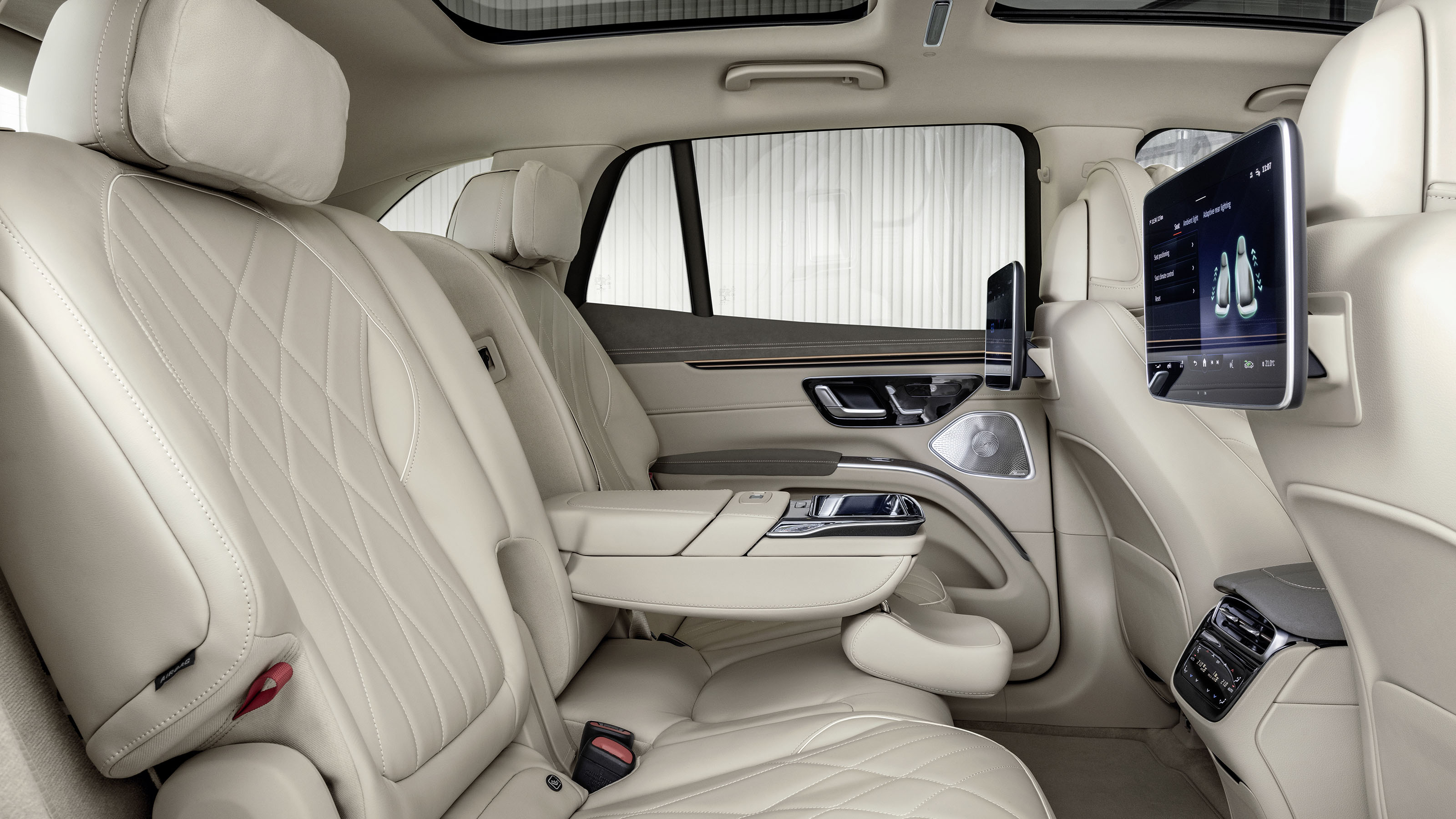 Mercedes EQS SUV
