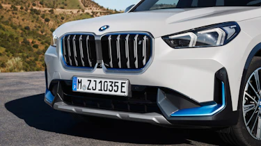 BMW iX1