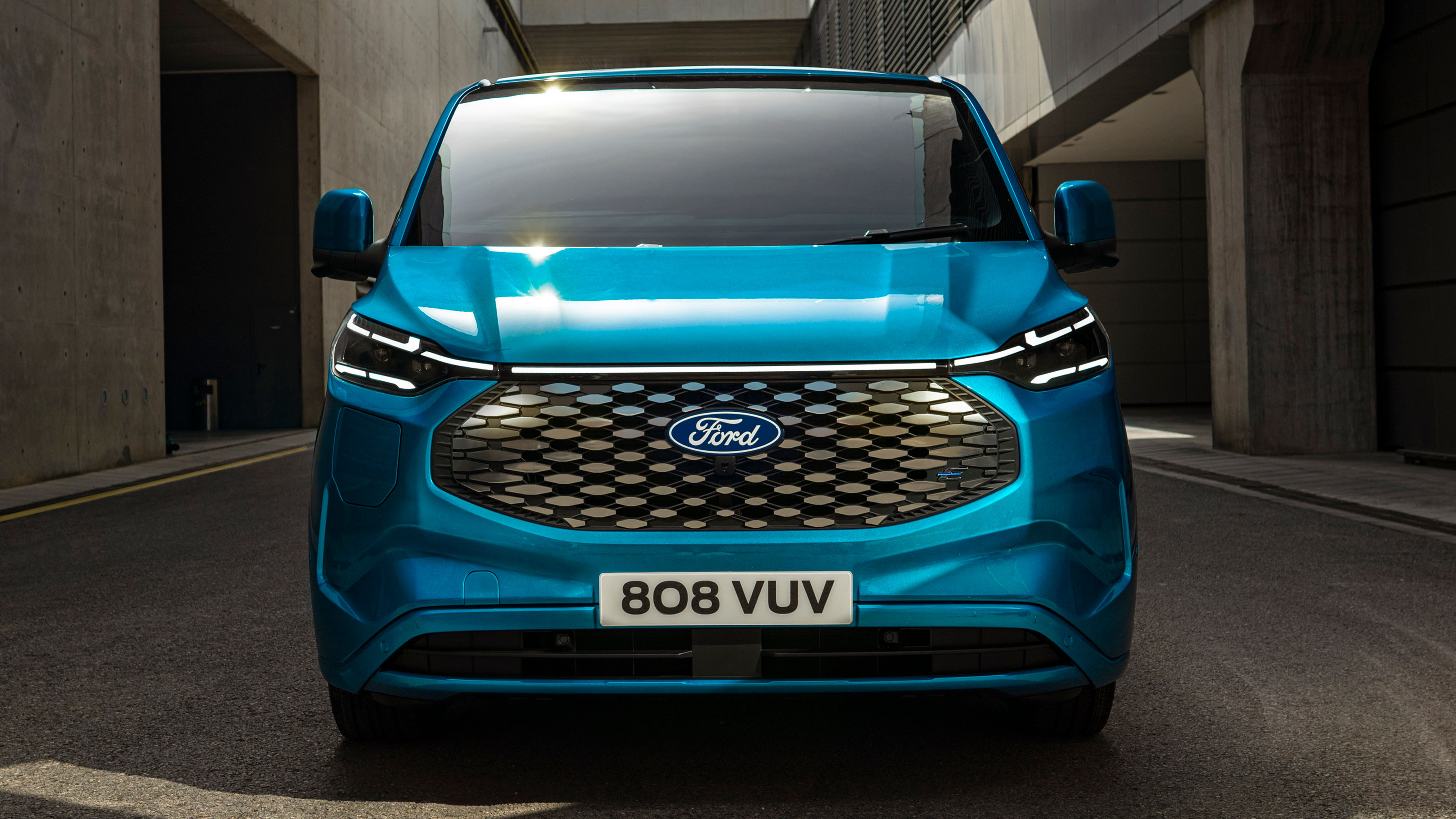 Ford E-Transit Custom