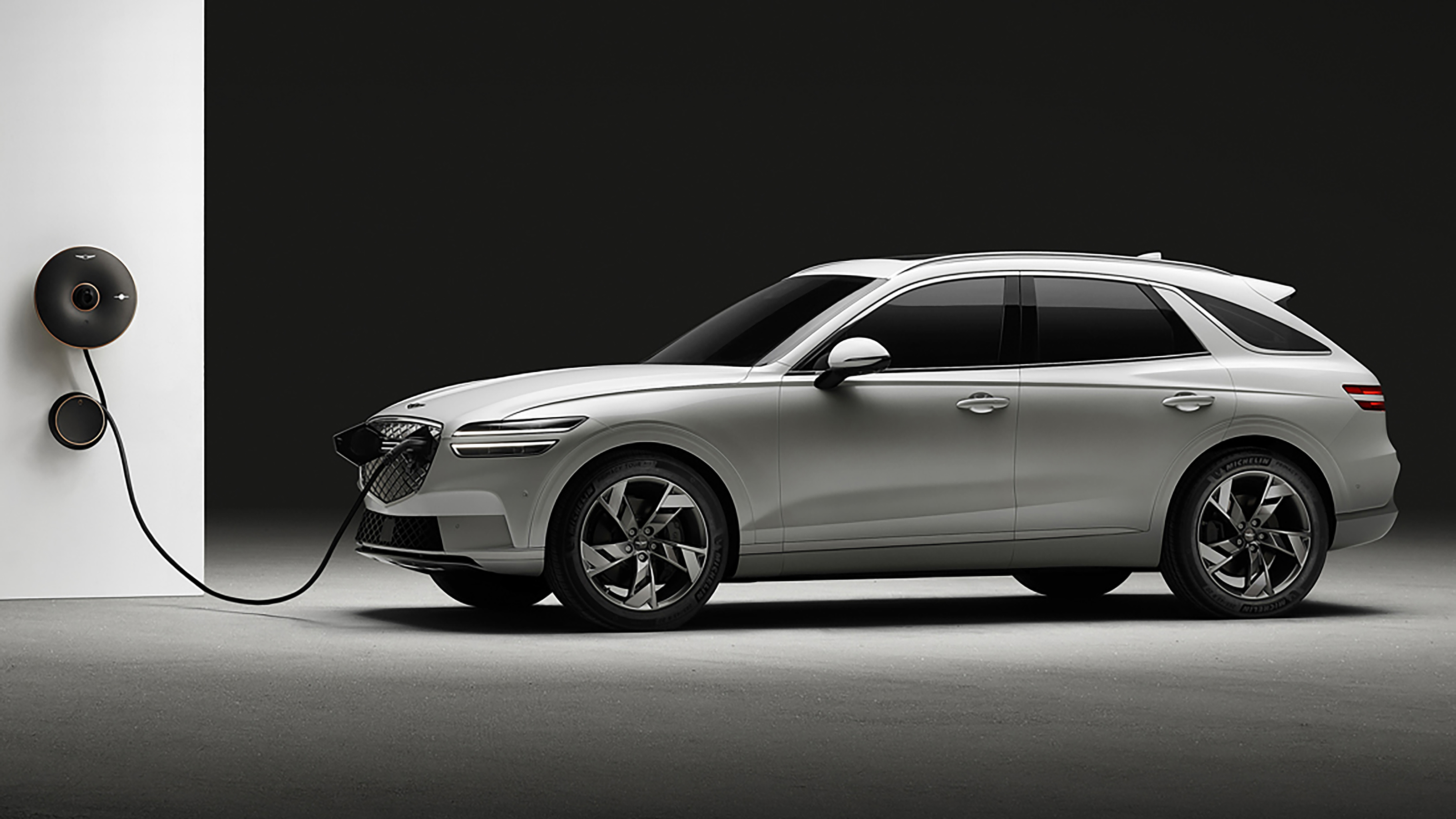 Genesis Electrified GV70