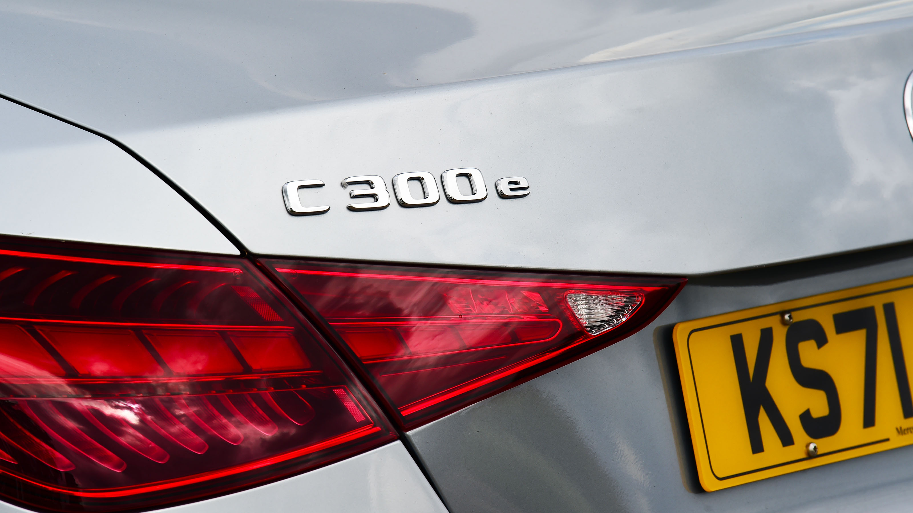Mercedes C 300 e