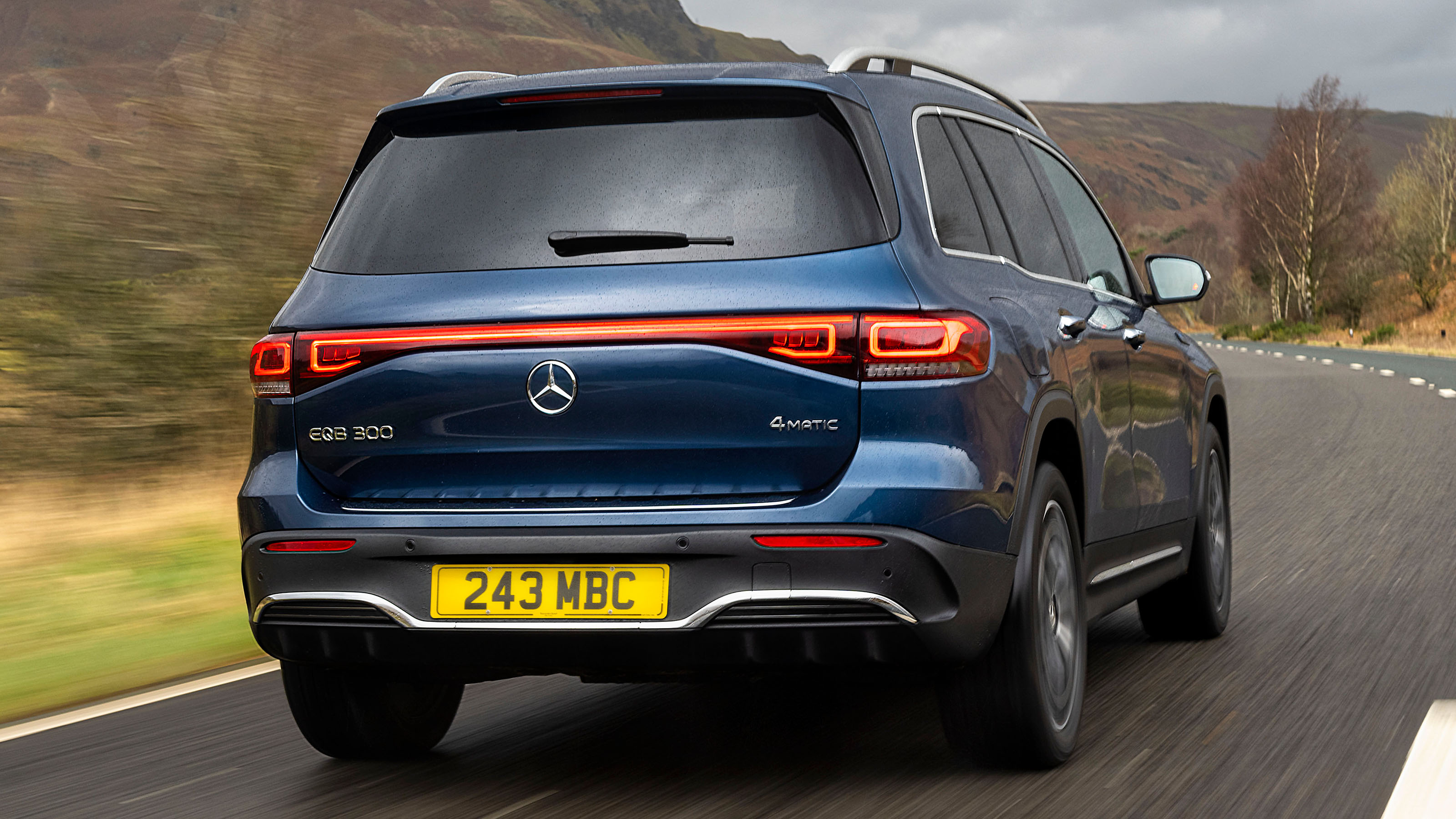 Mercedes EQB