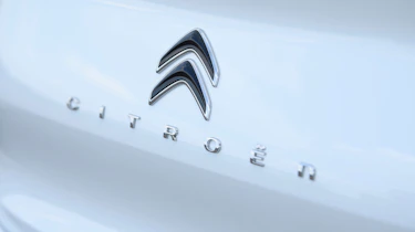 Citroen e-C4 X
