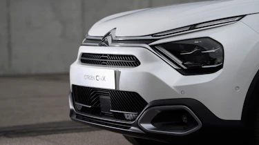 Citroen e-C4 X