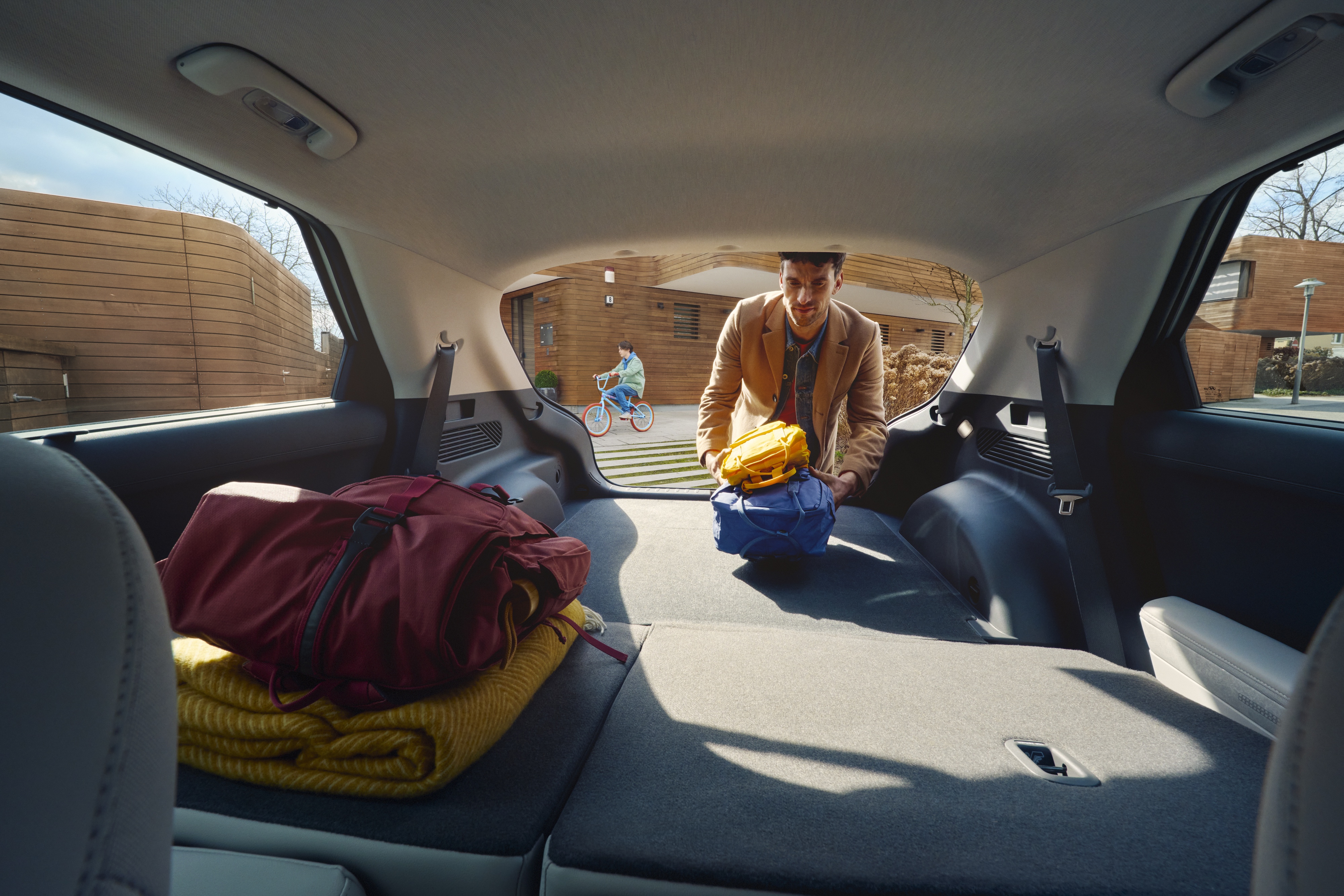 Hyundai Ioniq 5 - folded seats