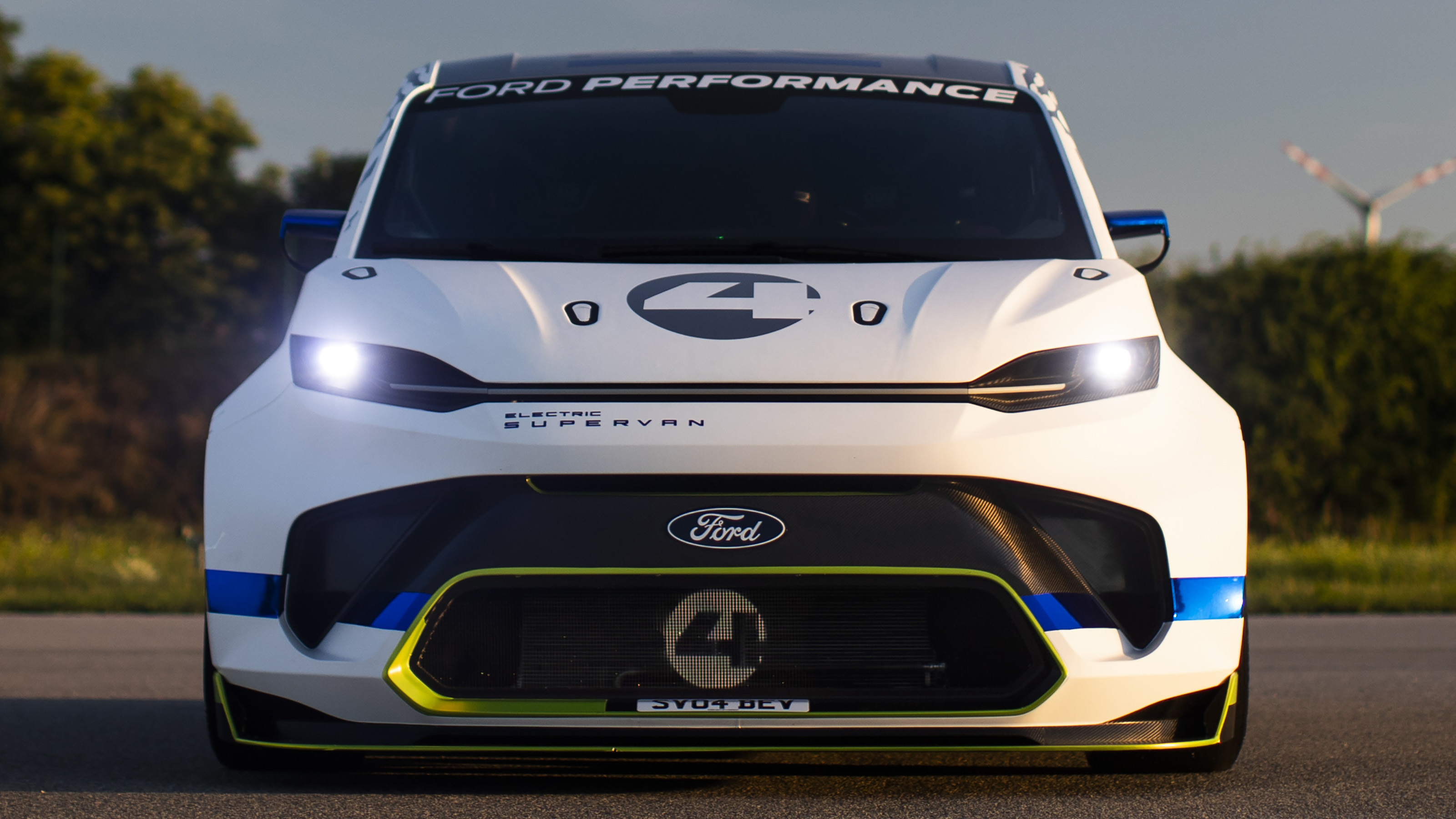 Ford Pro Electric SuperVan