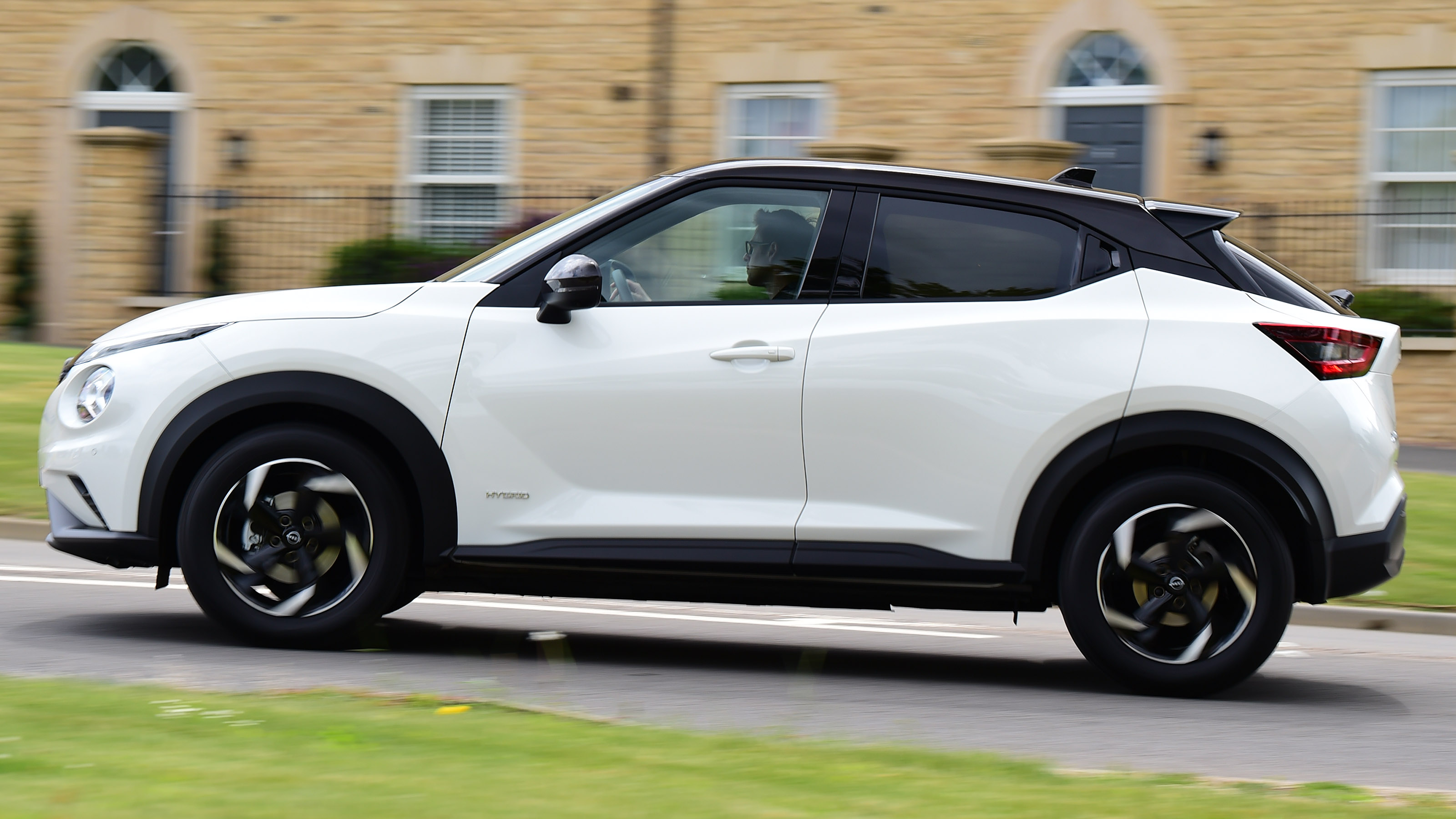 Nissan Juke Hybrid