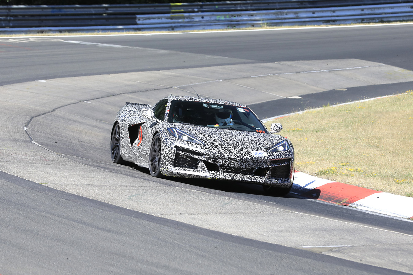Corvette E-Ray