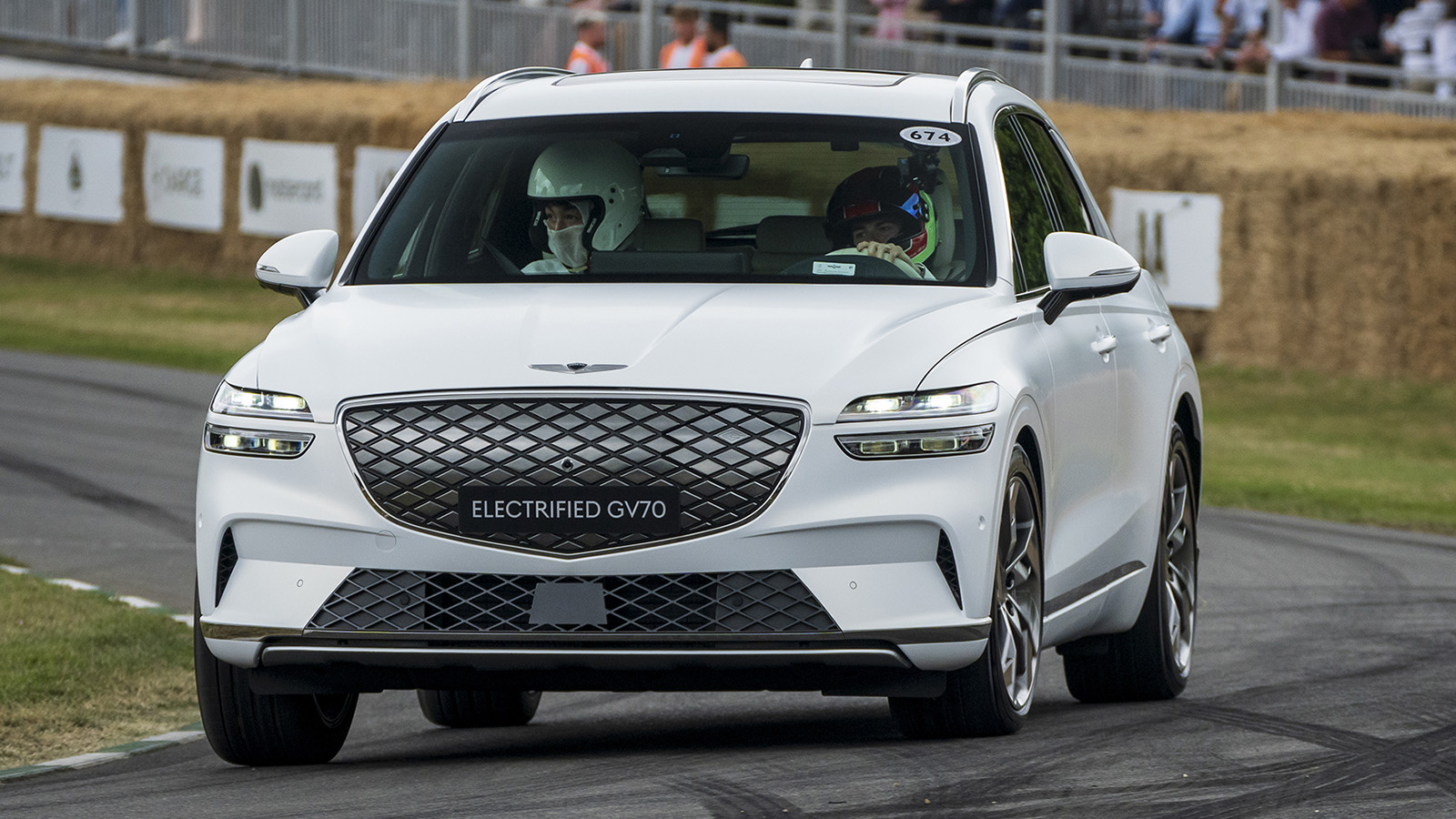 Genesis Electrified GV70