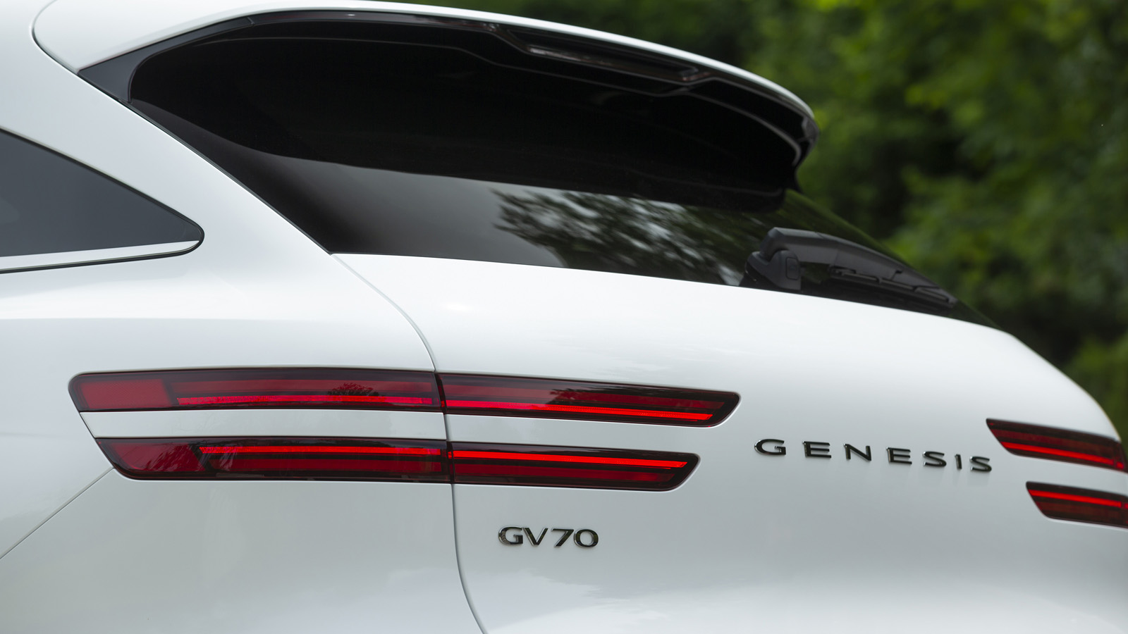 Genesis Electrified GV70 tail-lights